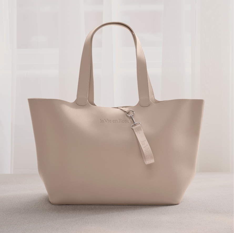 Beige tote bag