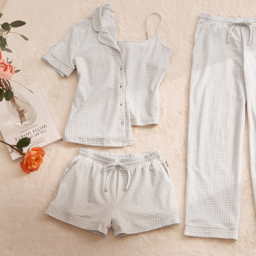 Ensemble de pyjamas en coton gris à carreaux blancs