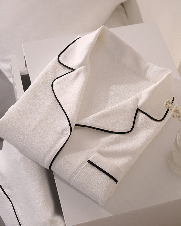 timeless-elegance-mob