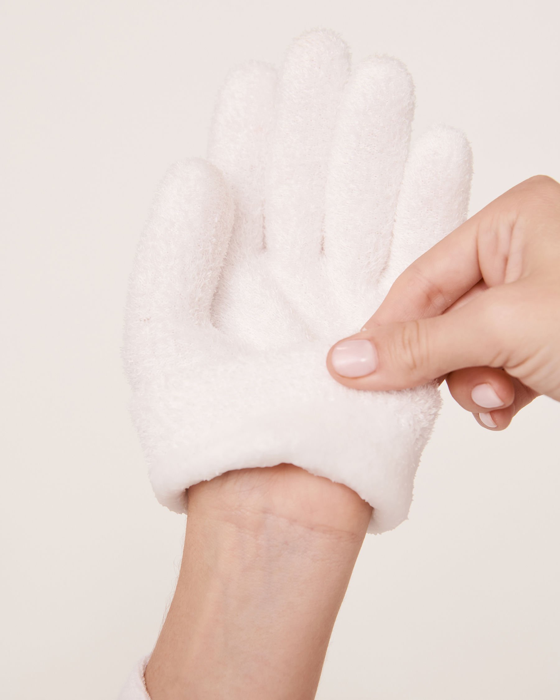 LA VIE EN ROSE Eucalyptus Moisturizing Gel Gloves White 431-527-0-00 - View2