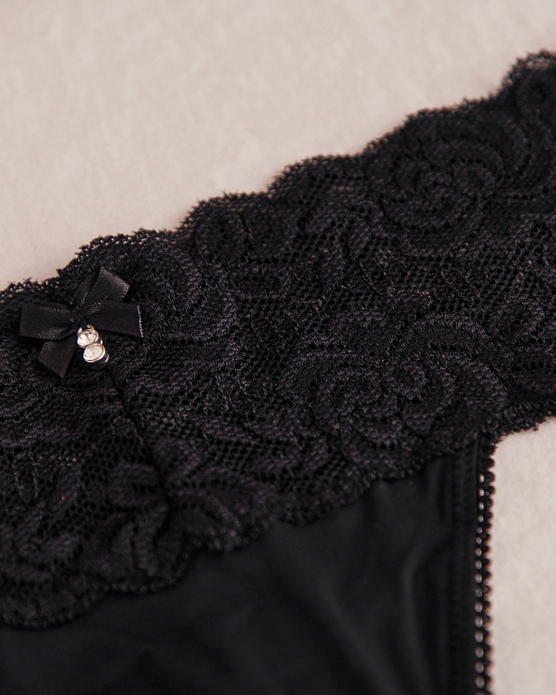 LA VIE EN ROSE Microfiber and Wide Lace Band Thong Panty Black 050-221-0-00 - View3