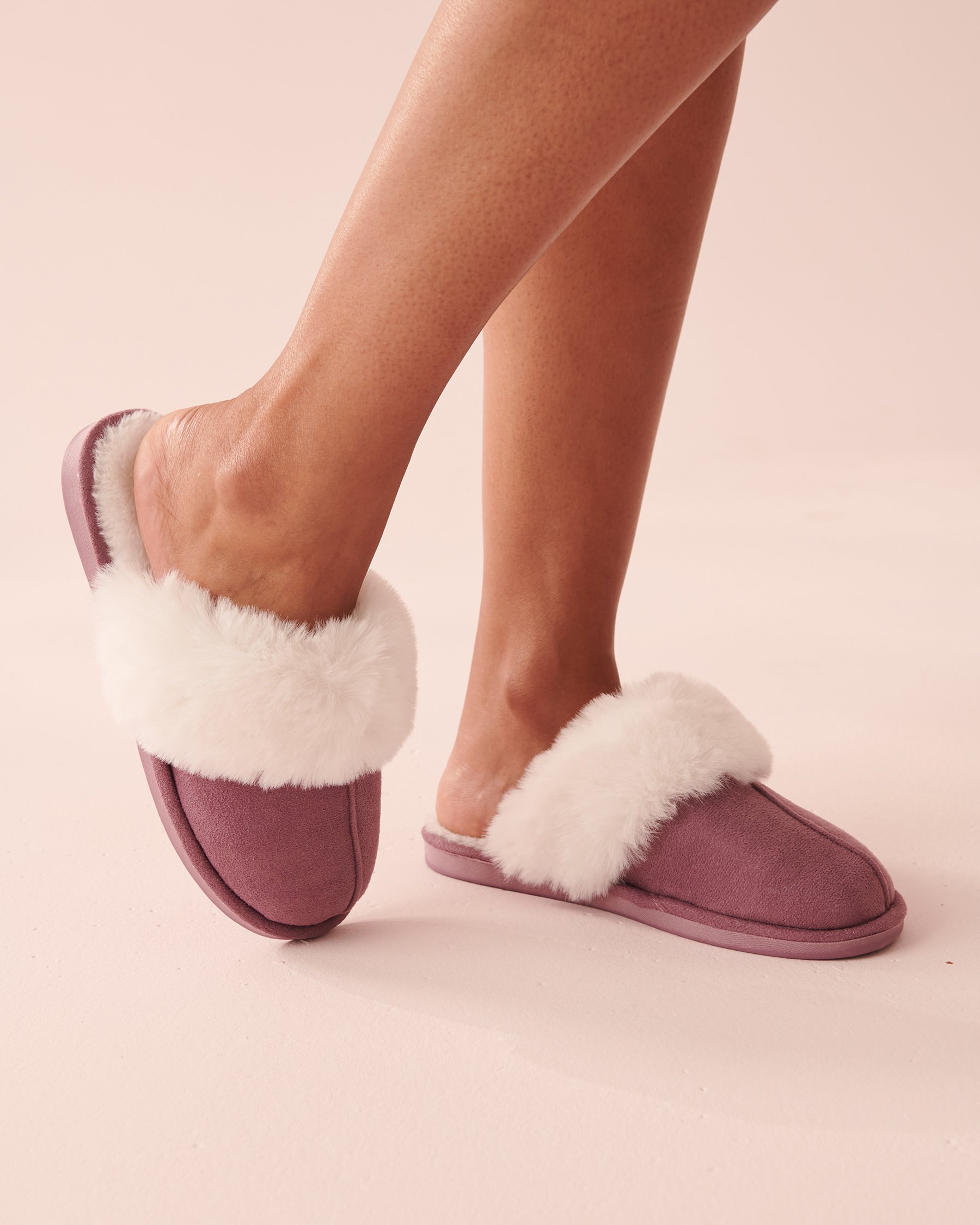 LA VIE EN ROSE Memory Foam Clog Slippers Mauve 40700271 - View1