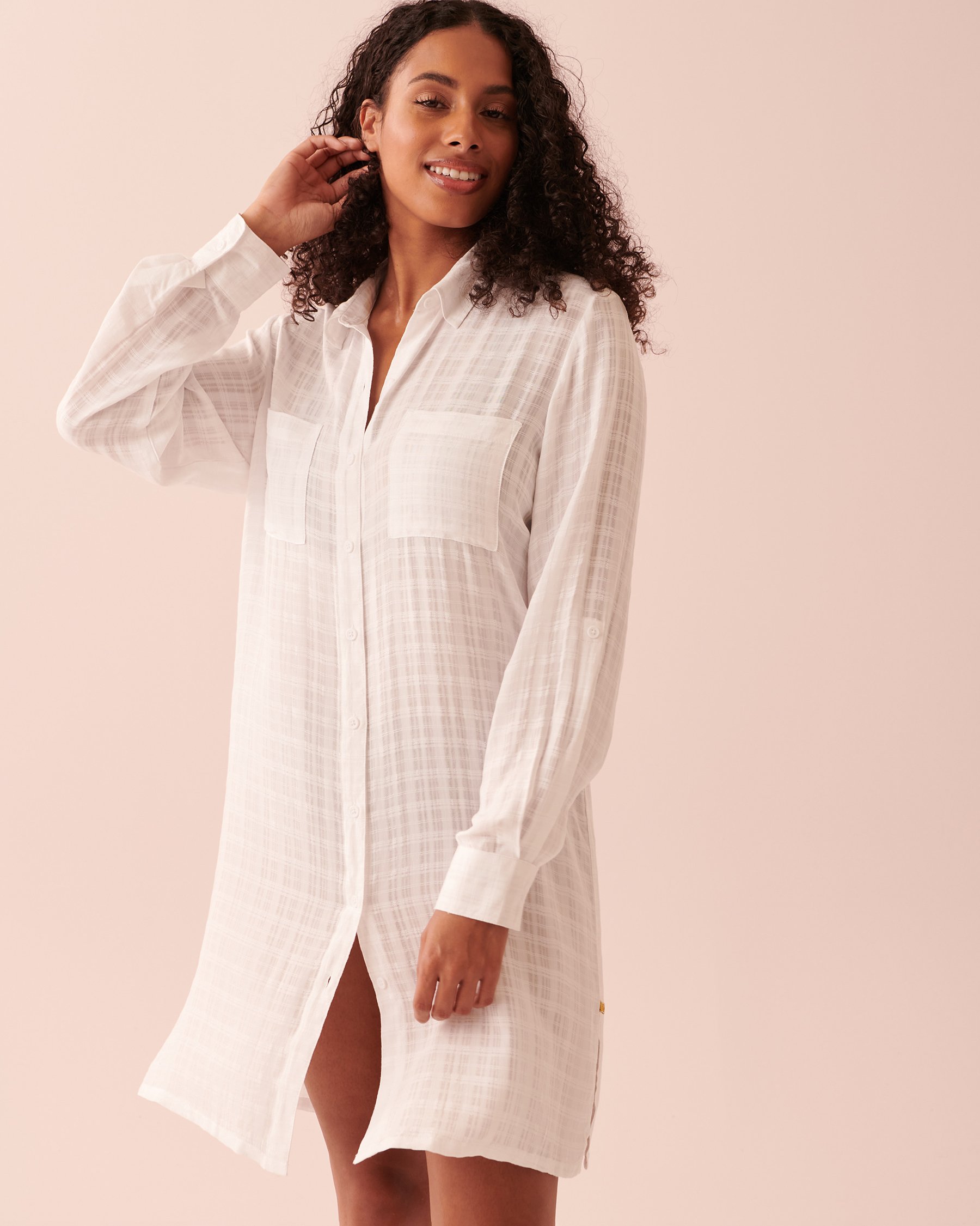 LA VIE EN ROSE AQUA Long Button-down Tunic White 80100013 - View1