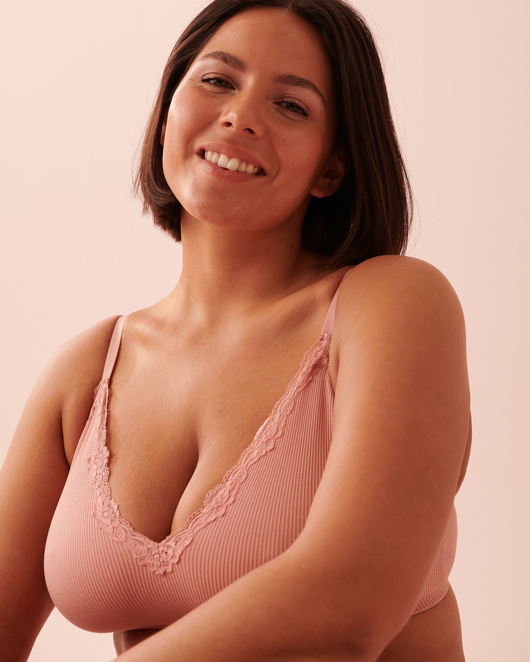 LA VIE EN ROSE Lightly Lined Seamless Ribbed Bralette Pink peony 10200286 - View6