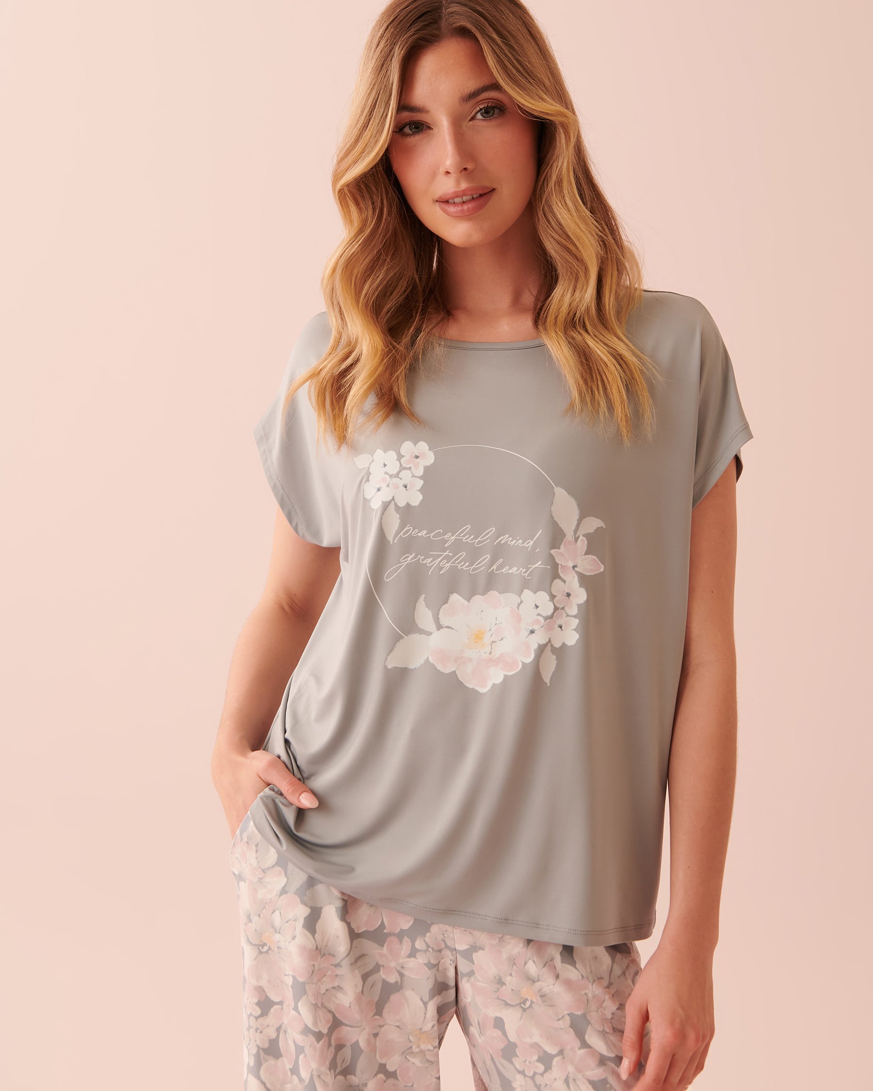 LA VIE EN ROSE T-shirt col rond en fibres recyclées Bleu du matin 60100070 - Voir1
