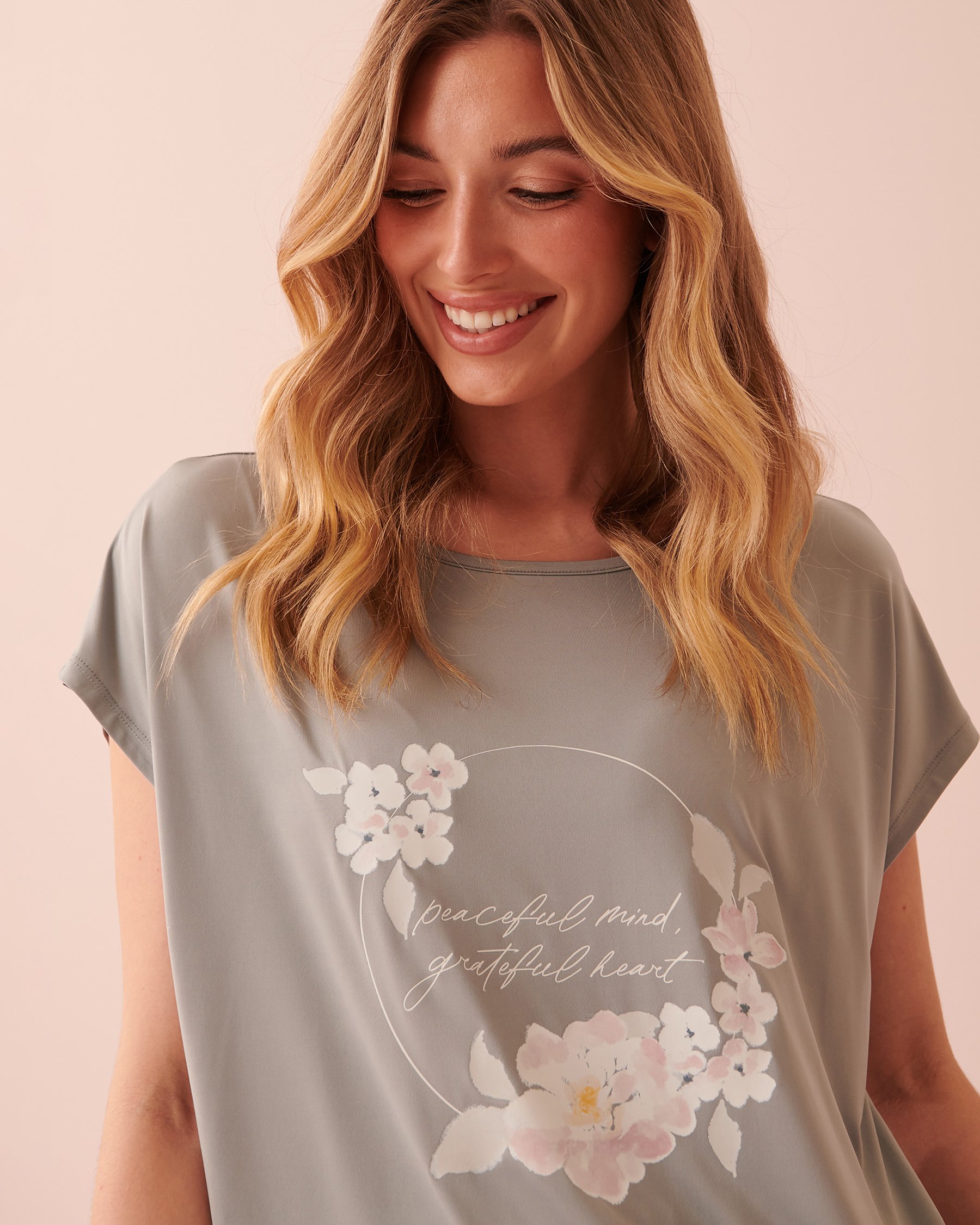 LA VIE EN ROSE T-shirt col rond en fibres recyclées Bleu du matin 60100070 - Voir2