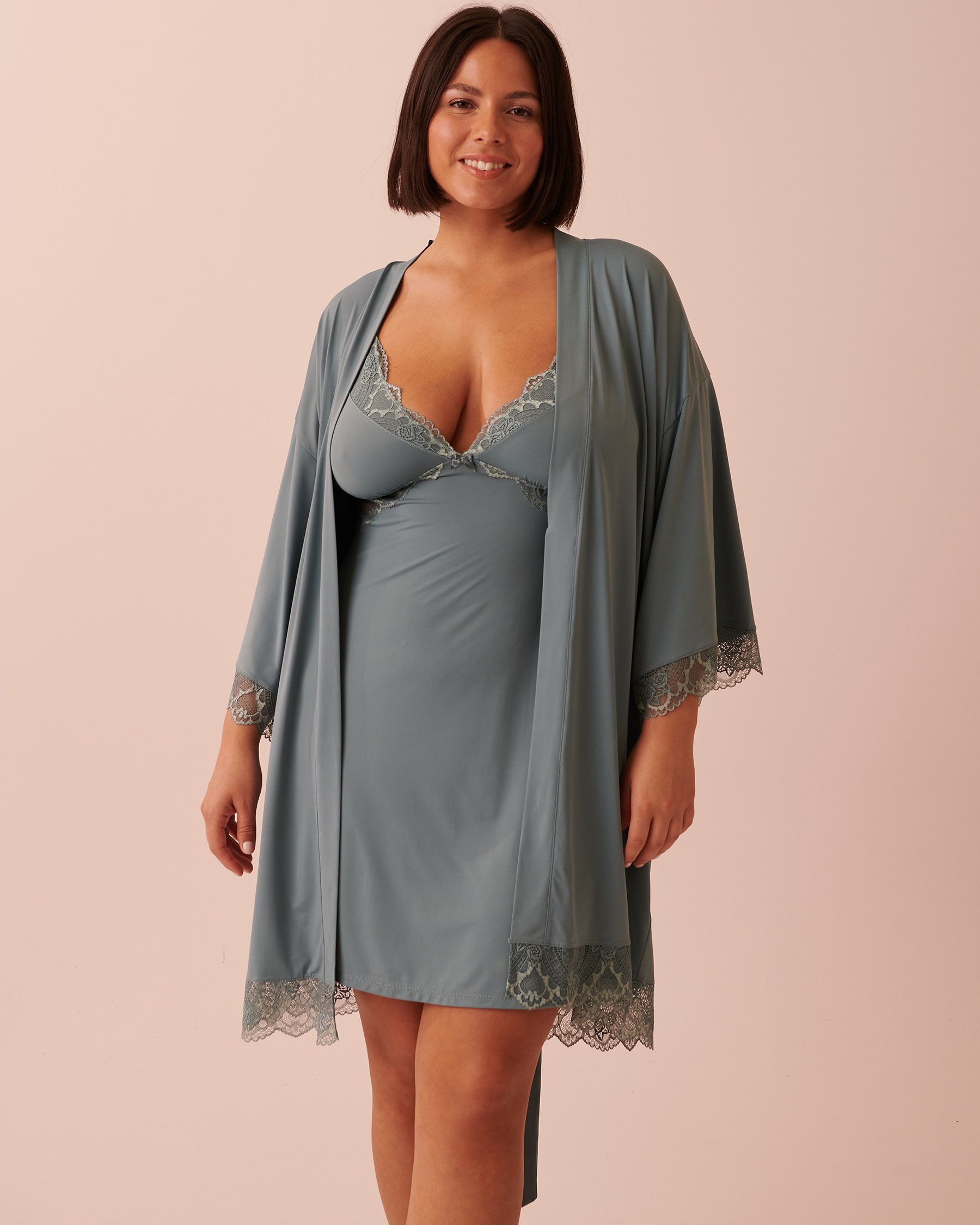 LA VIE EN ROSE Lace Trim Kimono Mist blue 60600055 - View4