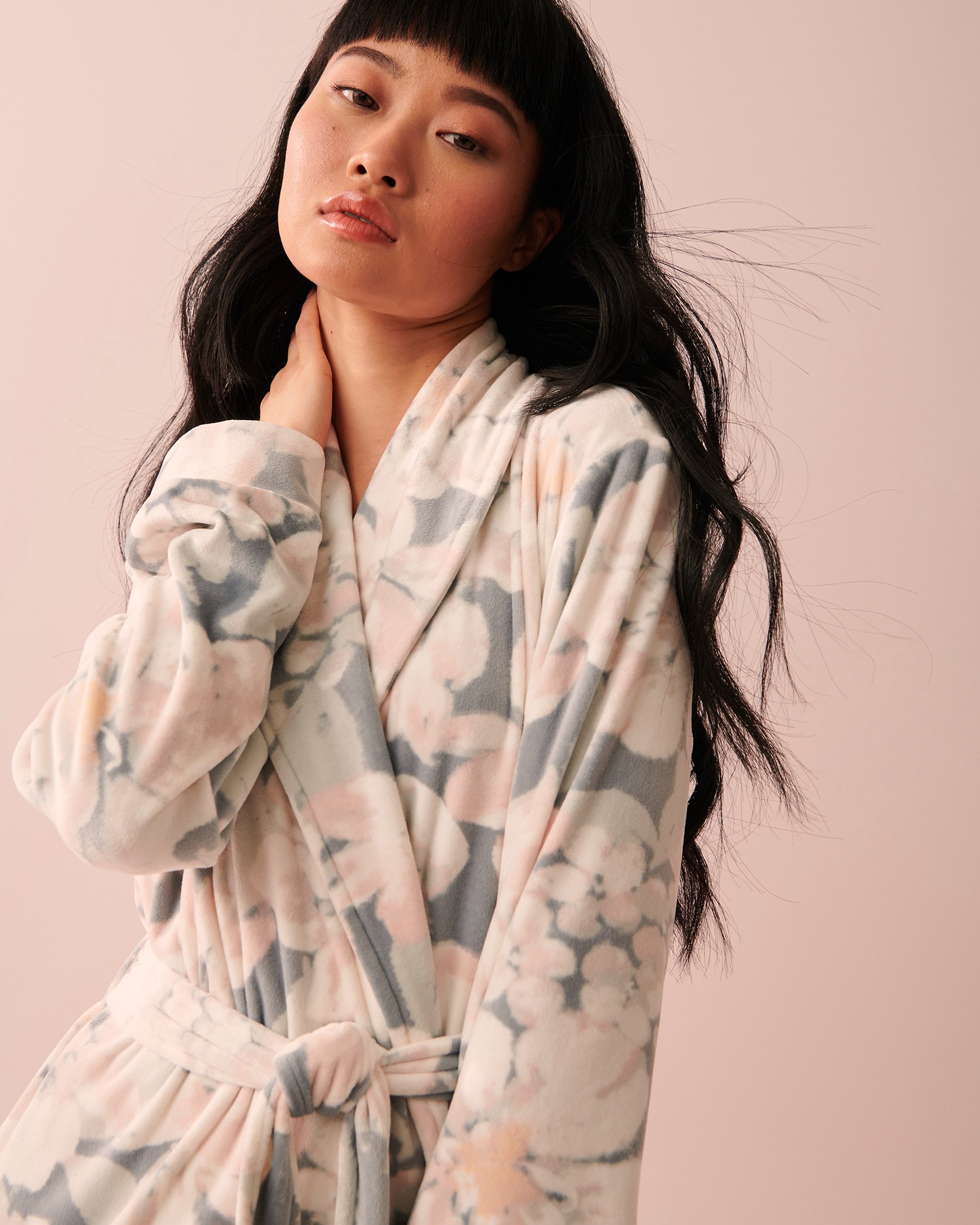 LA VIE EN ROSE Velvety Softness Long Robe Flourishing garden 40600130 - View3