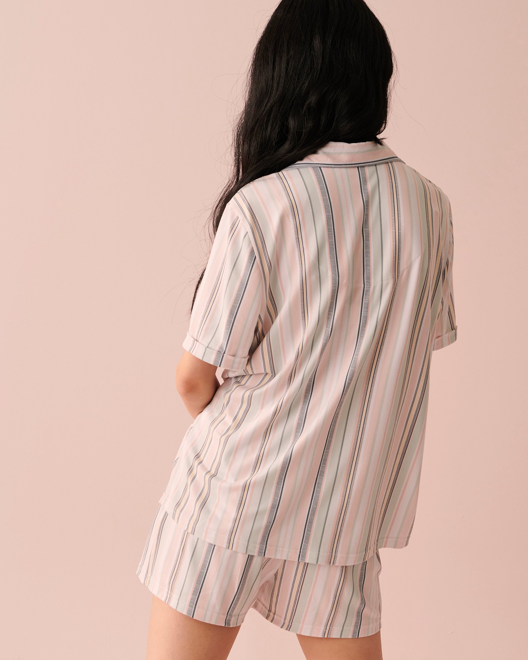 LA VIE EN ROSE Super Soft Short Sleeve Button-down Shirt Multicolor vertical stripes 40100462 - View2