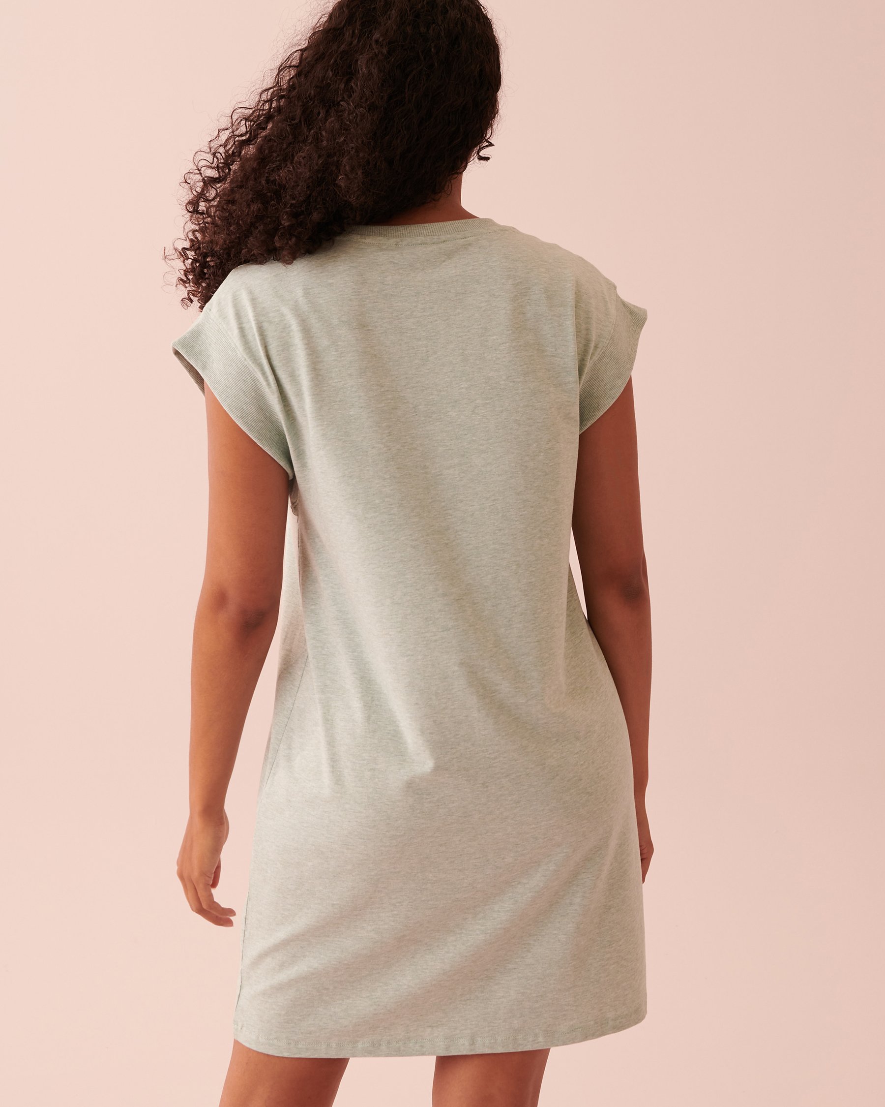 LA VIE EN ROSE Chemise de nuit côtelée manches courtes Mélange bleu du matin 40500283 - Voir2