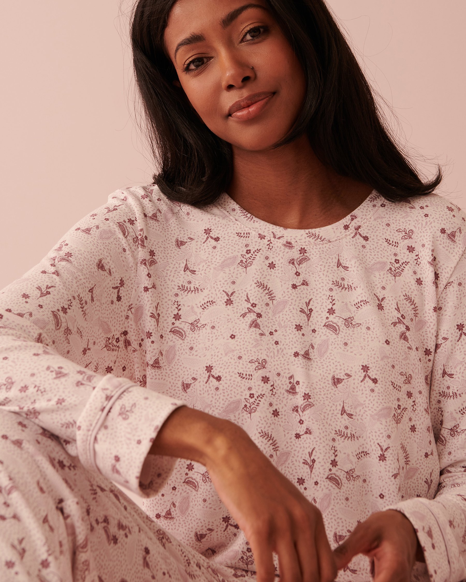 LA VIE EN ROSE Soft Knit Long Sleeve Shirt Bohemian flowers 40100461 - View1