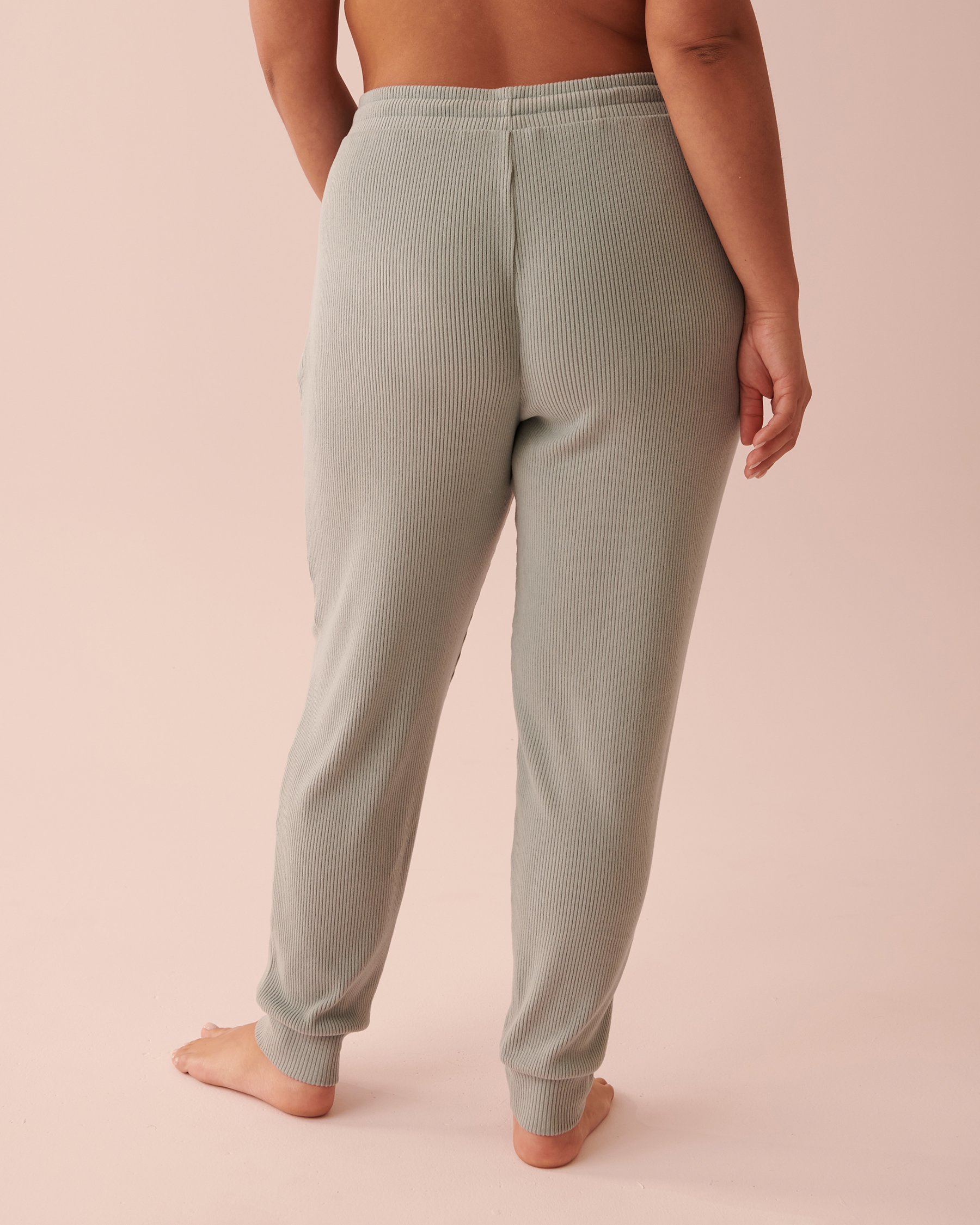 LA VIE EN ROSE Pantalon ajusté côtelé en tricot doux Bleu du matin 40200449 - View4