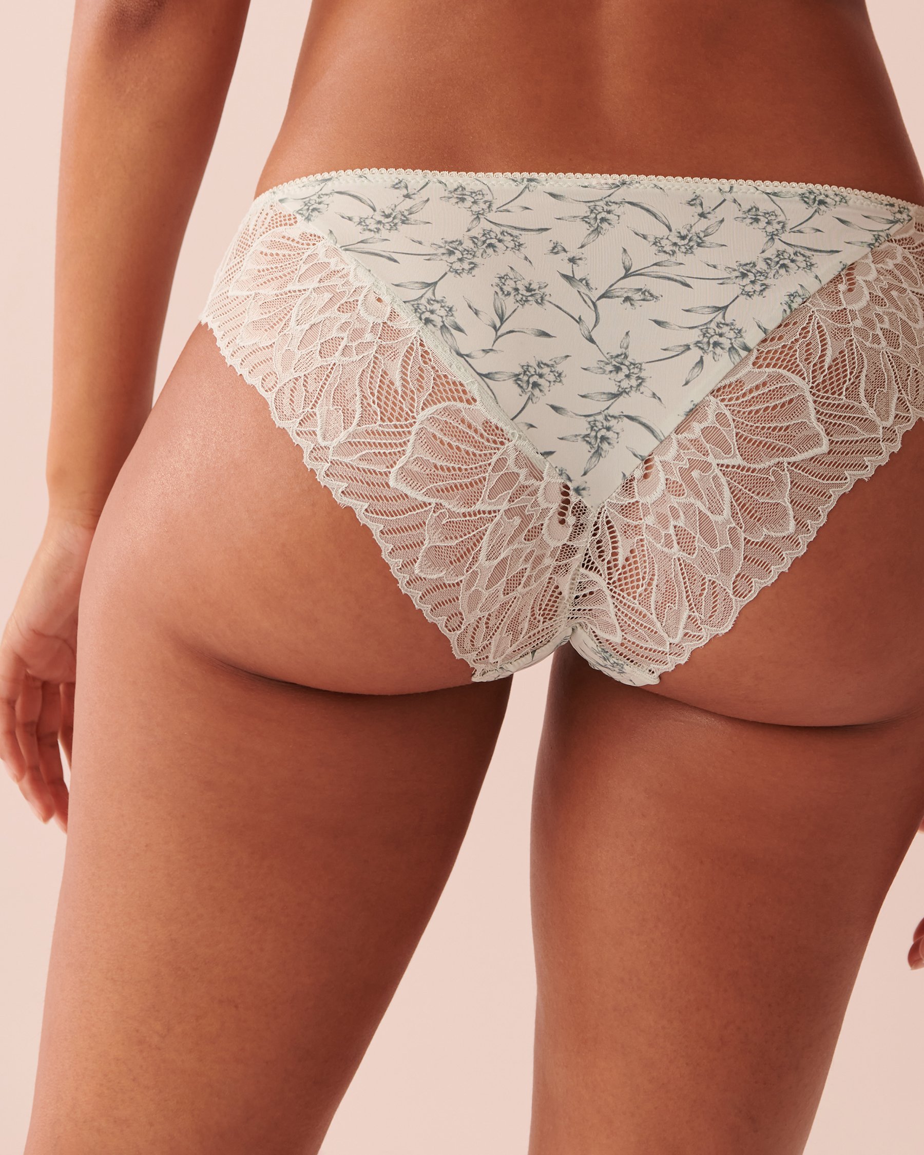 LA VIE EN ROSE Microfiber and Lace Bikini Panty Cloudy grey floral 20200371 - View2