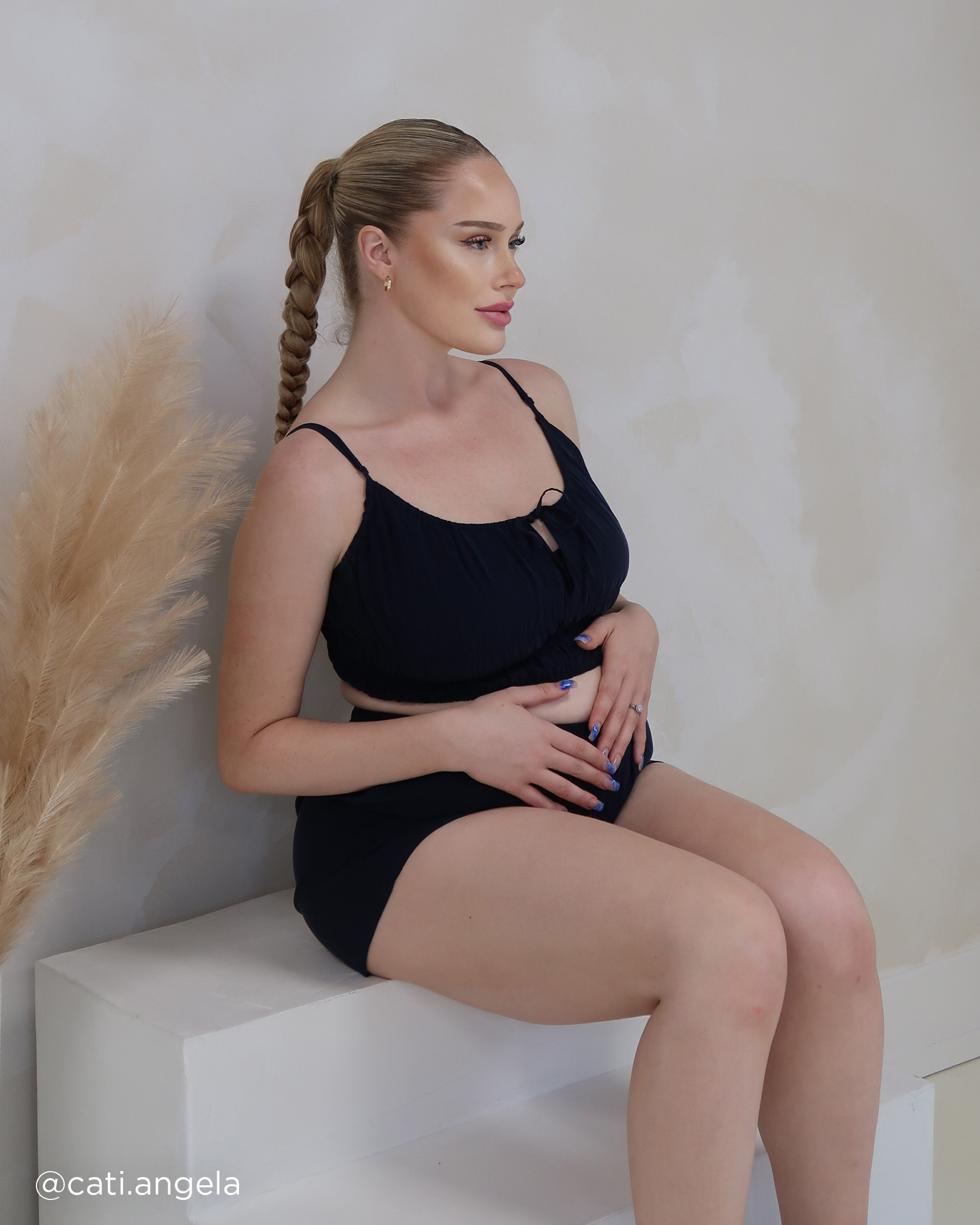 LA VIE EN ROSE Shorts with Pockets Navy 50200053 - View3