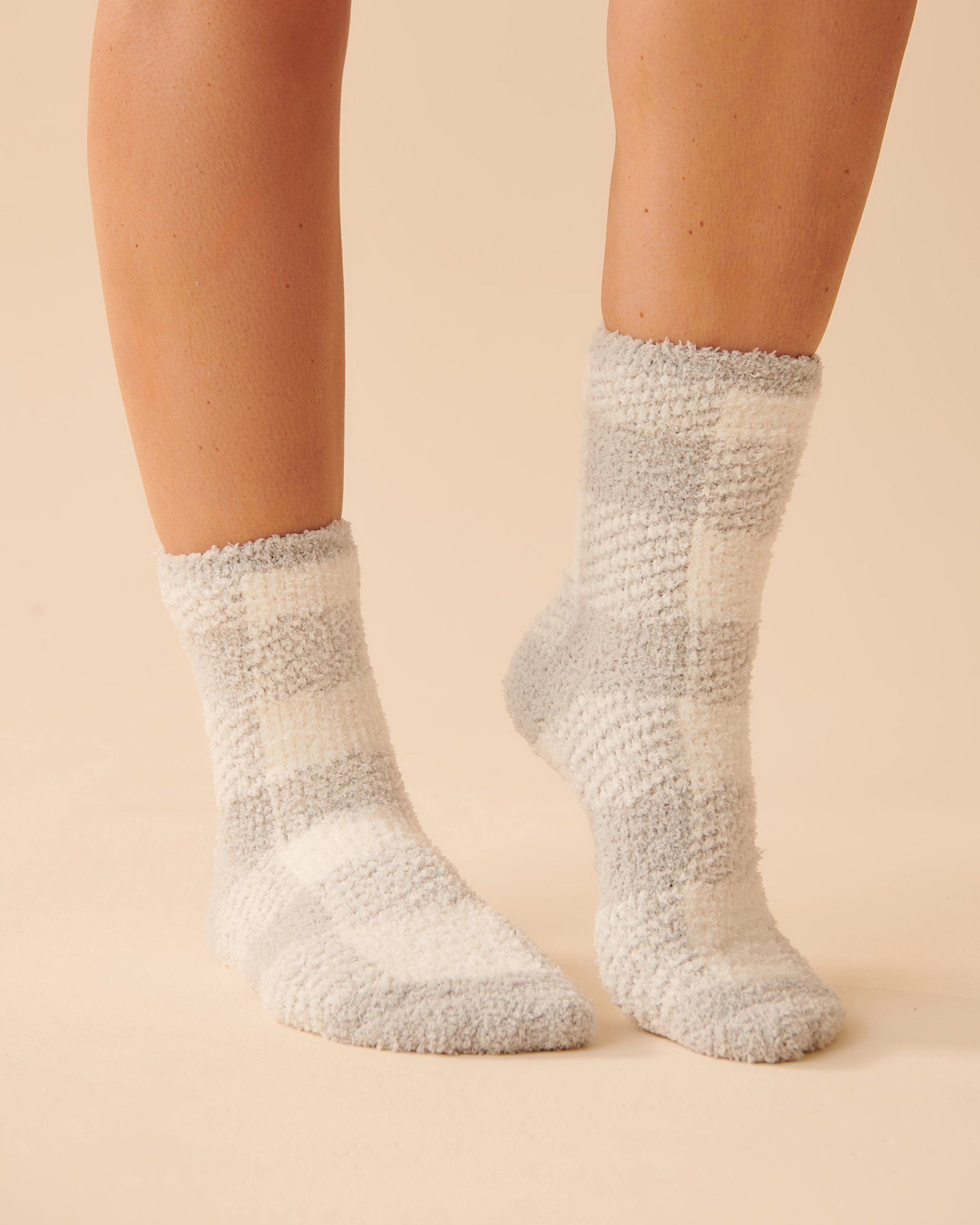 LA VIE EN ROSE 2 Pairs of Recycled Chenille Socks Grey plaid 40700284 - View1