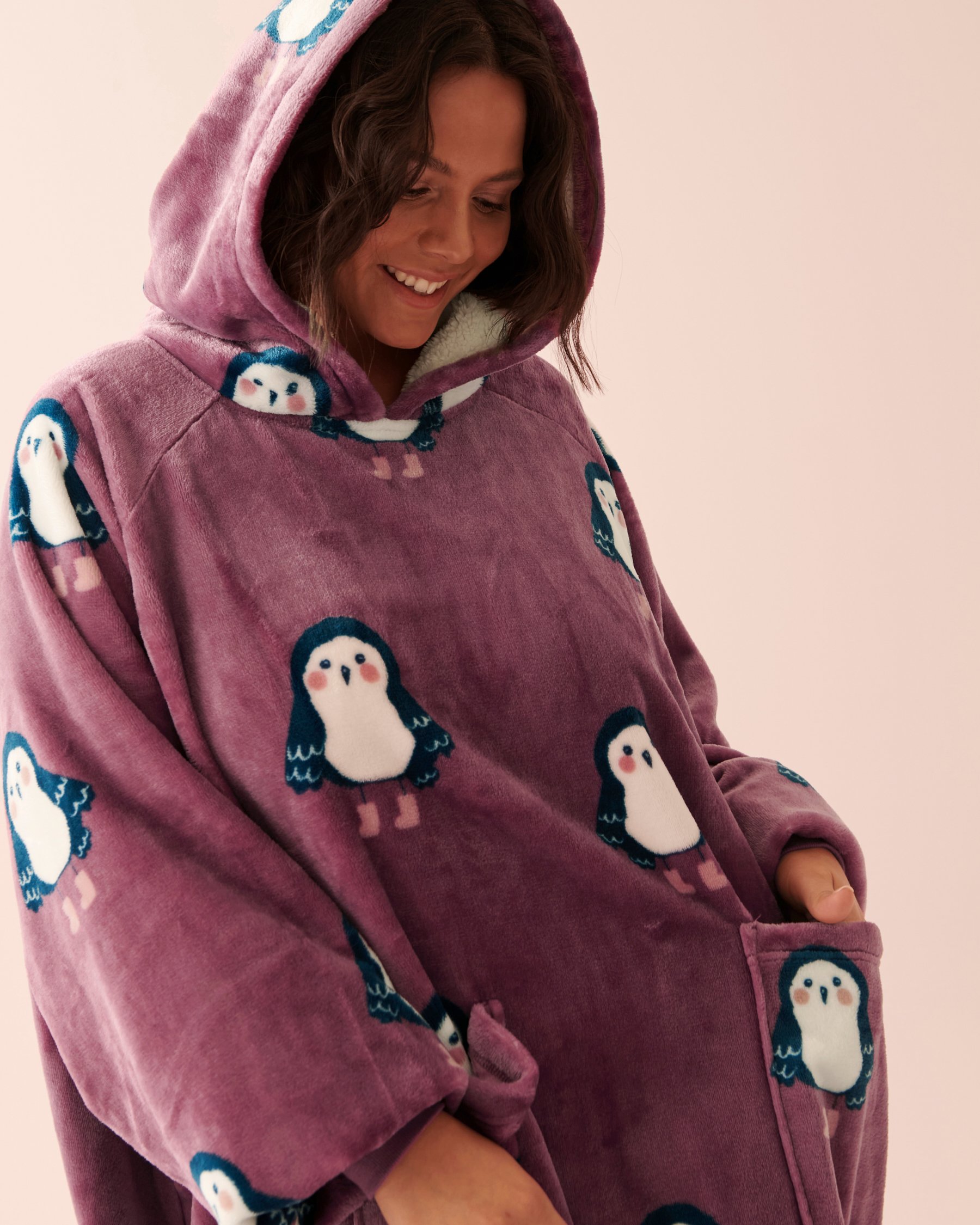LA VIE EN ROSE Night Owl Soft Plush Oversized Hoodie Owl 40700282 - View4