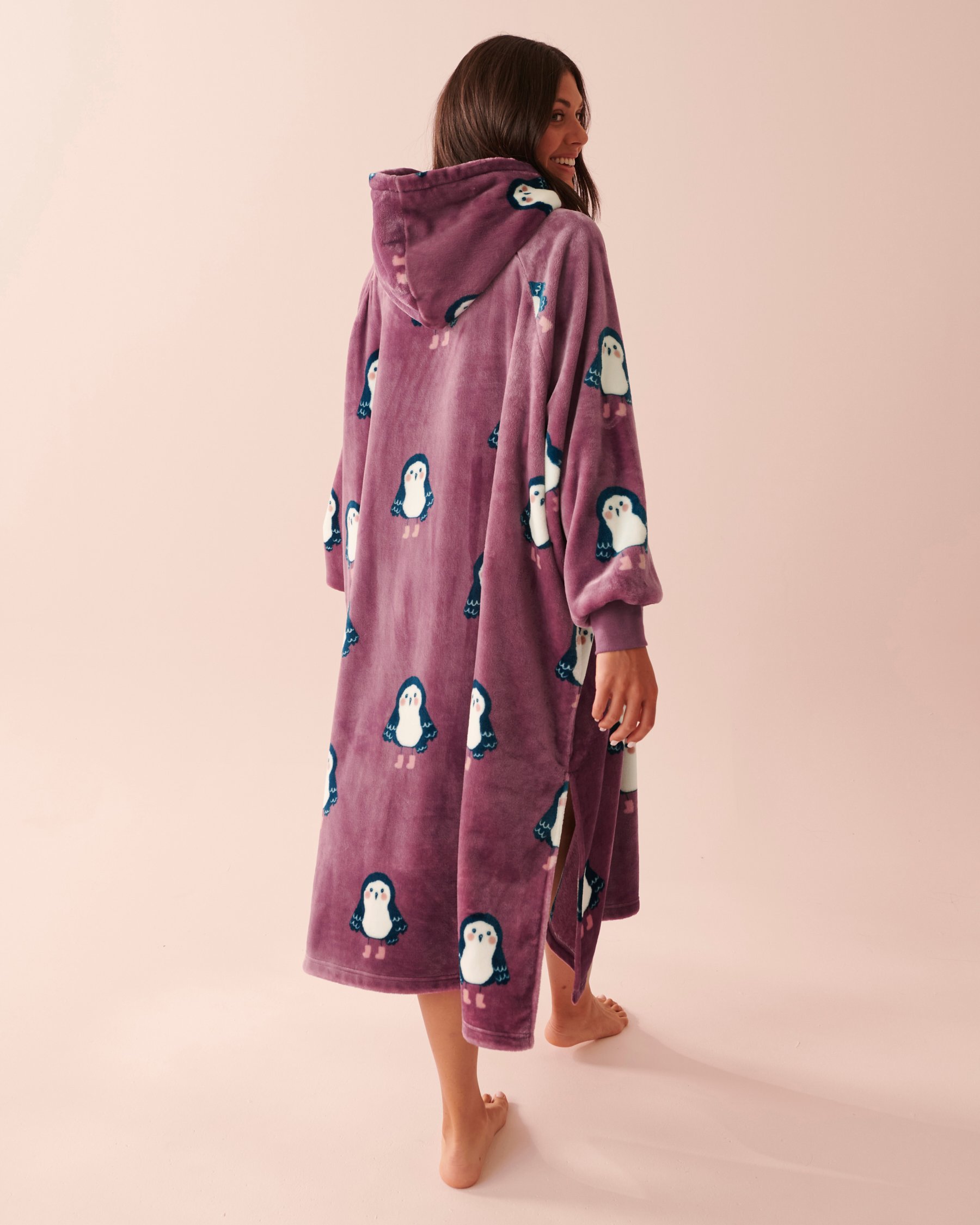 LA VIE EN ROSE Night Owl Soft Plush Oversized Hoodie Owl 40700282 - View7