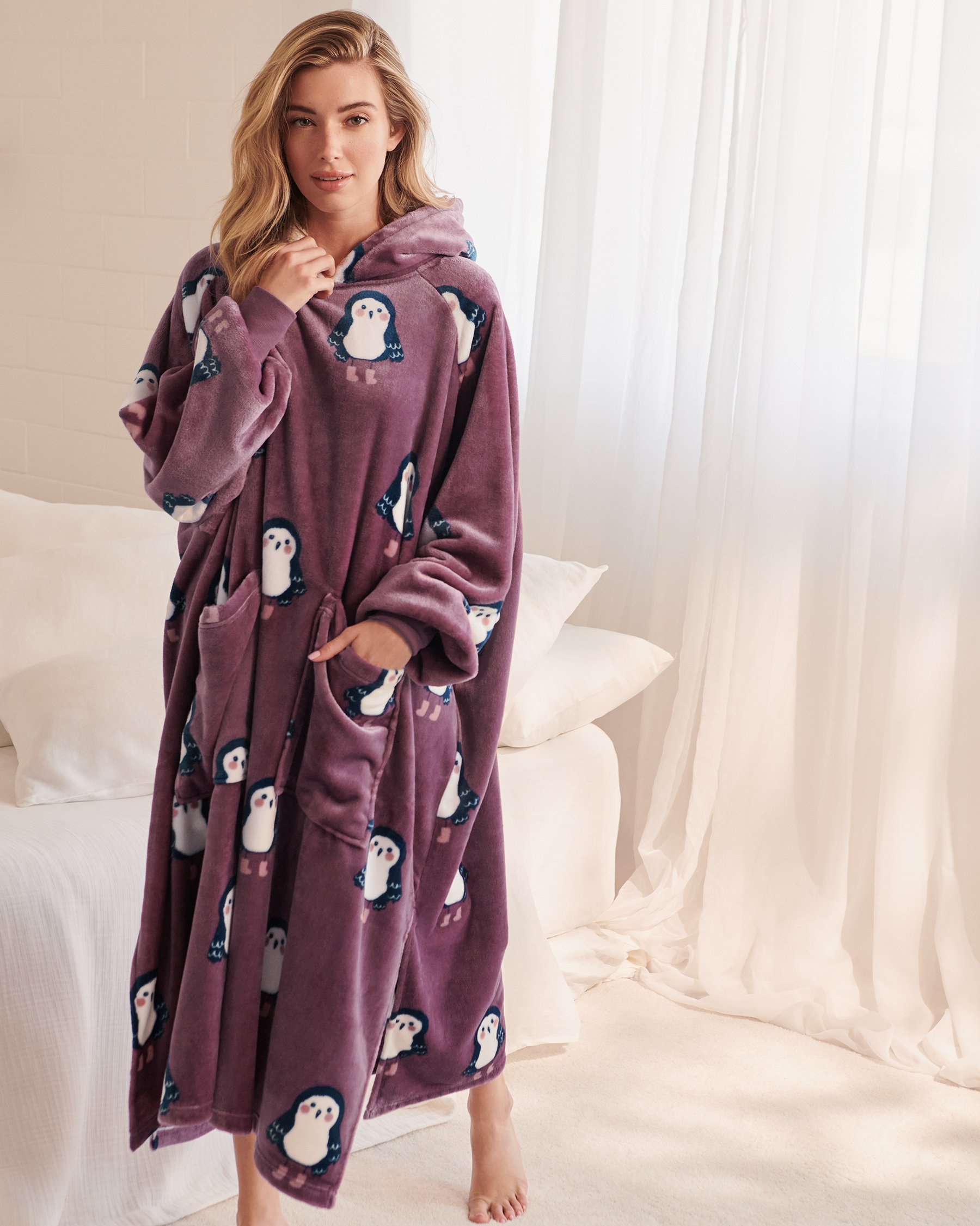 LA VIE EN ROSE Night Owl Soft Plush Oversized Hoodie Owl 40700282 - View1