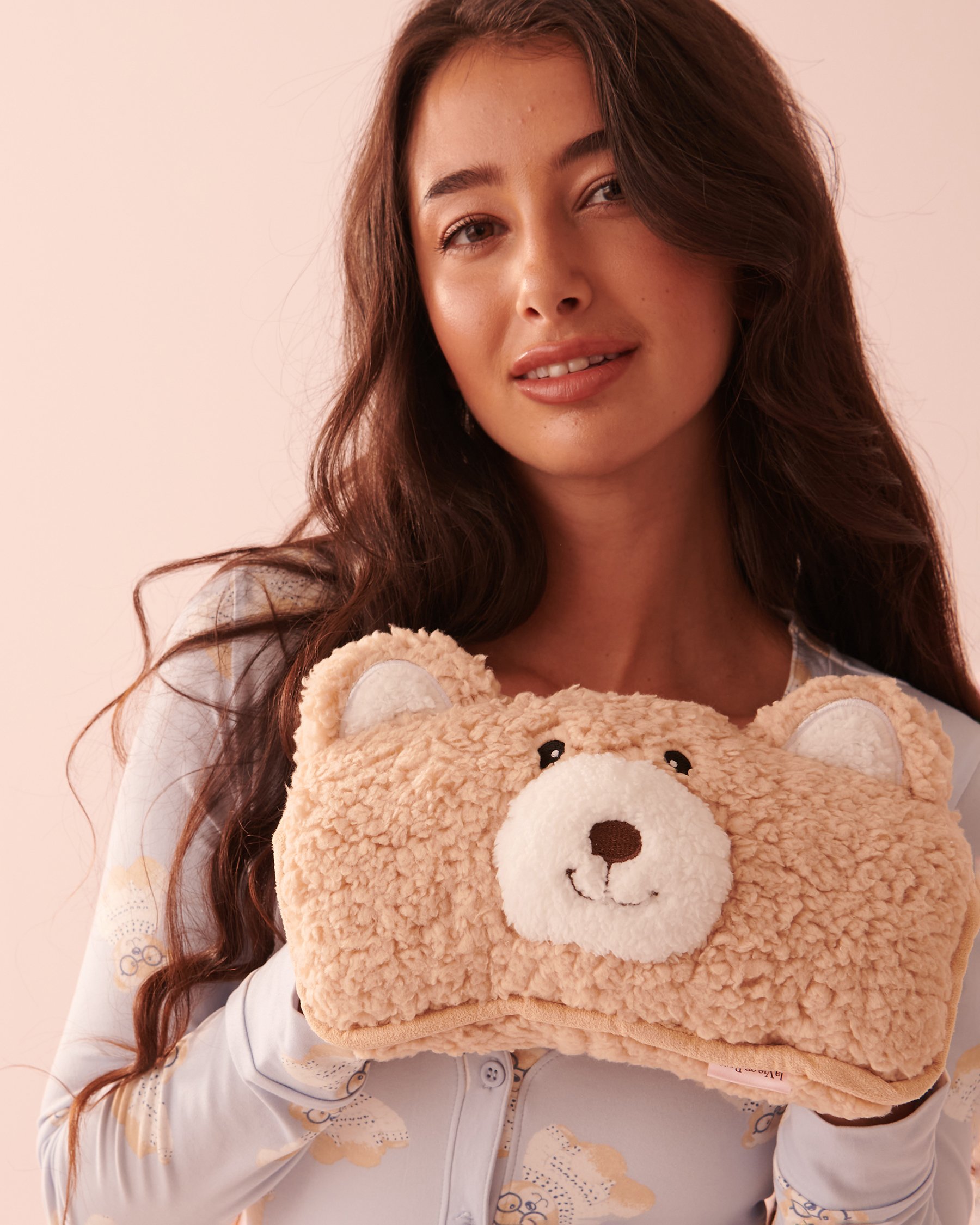 LA VIE EN ROSE Cuddly Teddy Bear Sherpa Bean Bag Sesame 40700283 - View3