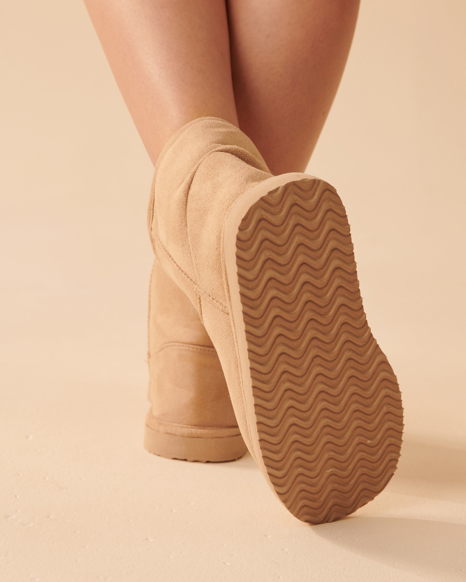 LA VIE EN ROSE Faux Suede Bootie Slippers Sesame 40700280 - View3