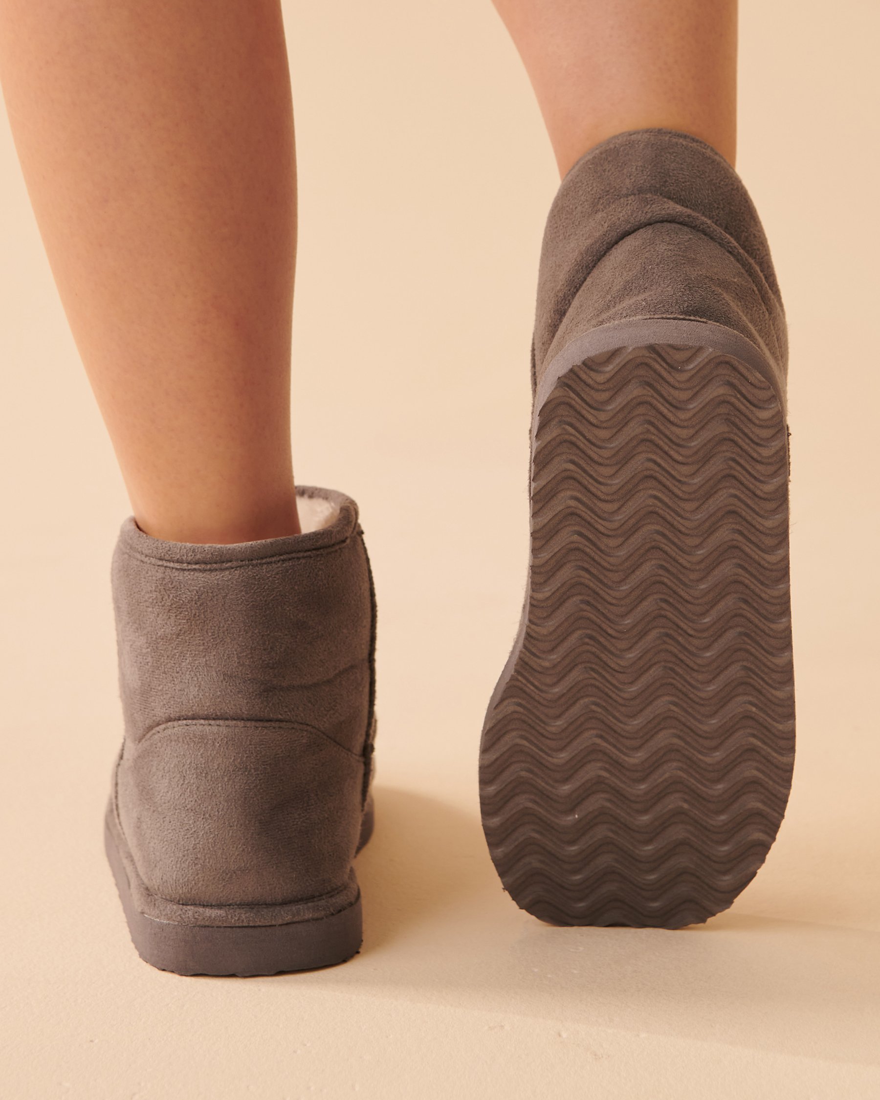 LA VIE EN ROSE Faux Suede Bootie Slippers Smoky Grey 40700280 - View2