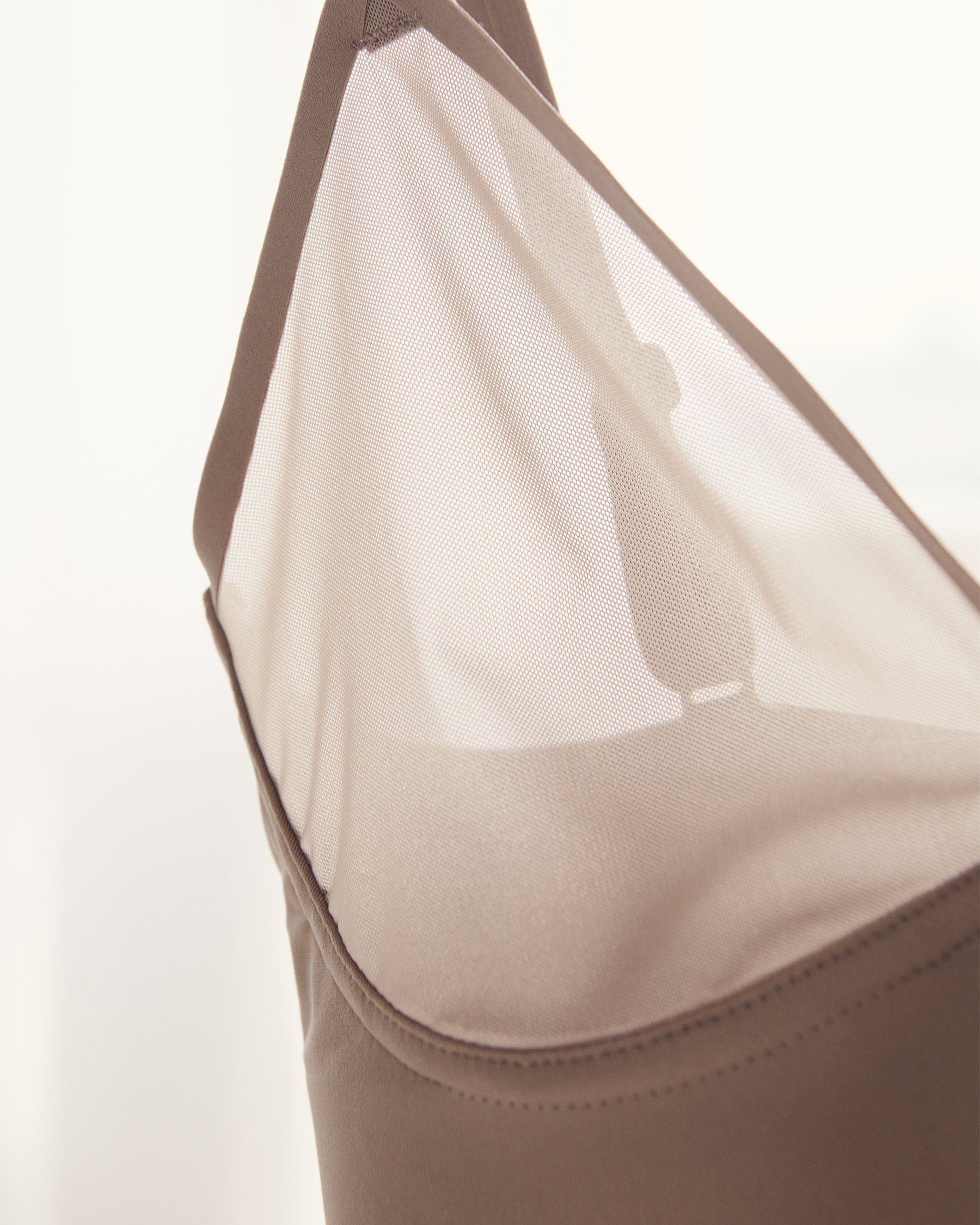 LA VIE EN ROSE Sheer Mesh Bralette Mocha 10100112 - View9