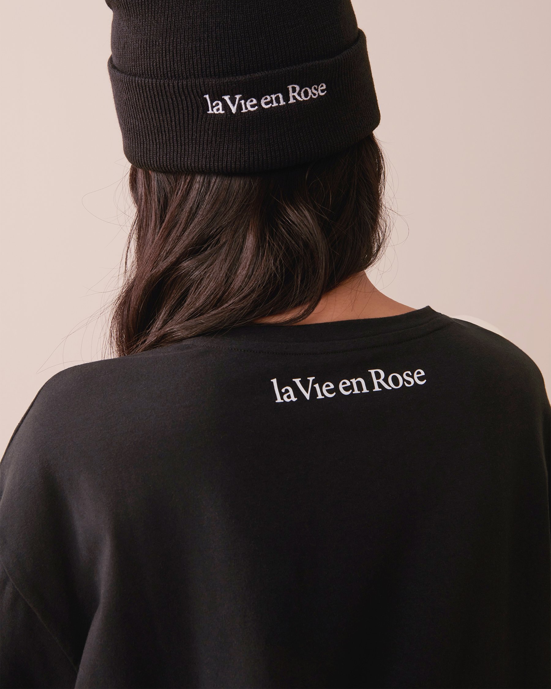 LA VIE EN ROSE Be Your Own Breast Friend T-shirt Black 90400009 - View2