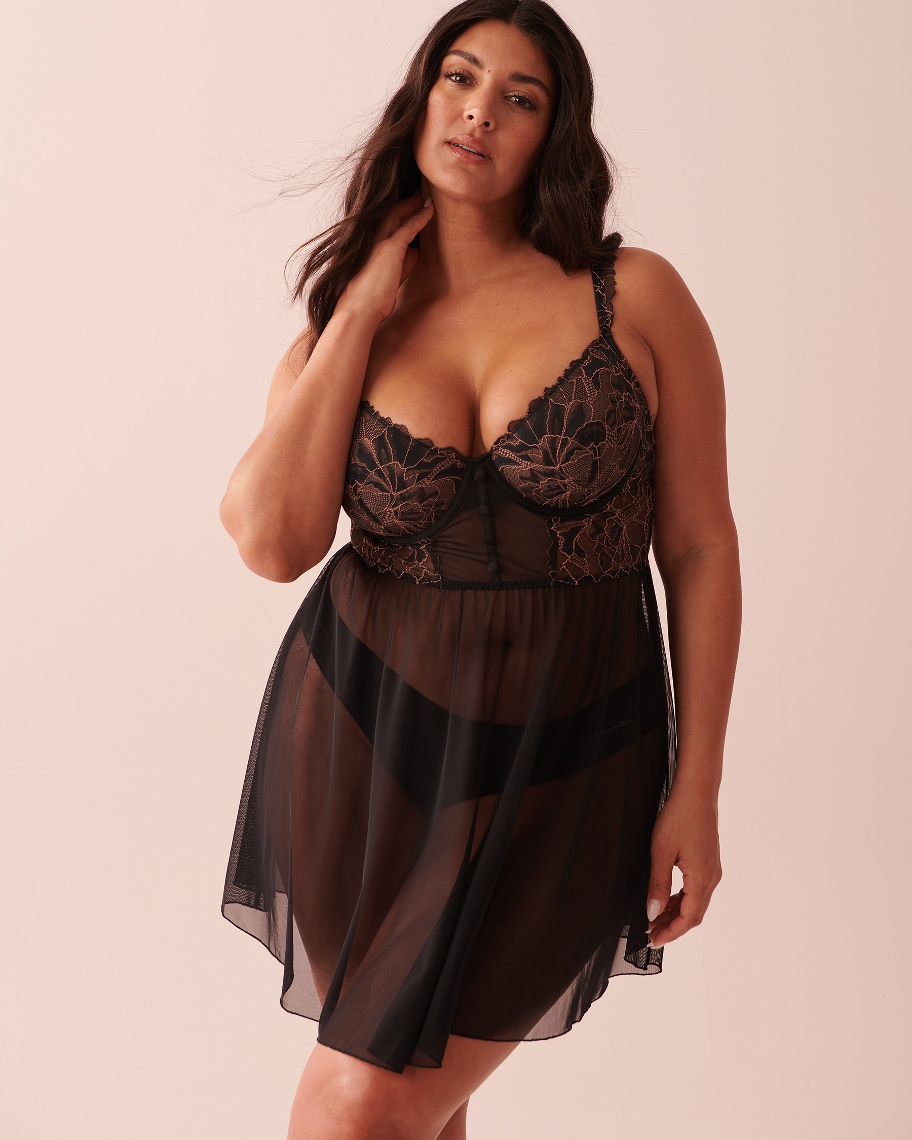 LA VIE EN ROSE Lace and Mesh Nightie Black 60500118 - View4