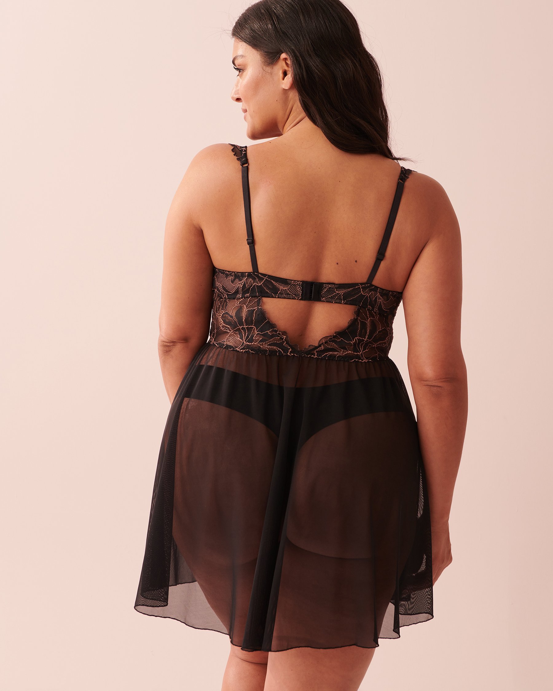 LA VIE EN ROSE Lace and Mesh Nightie Black 60500118 - View5