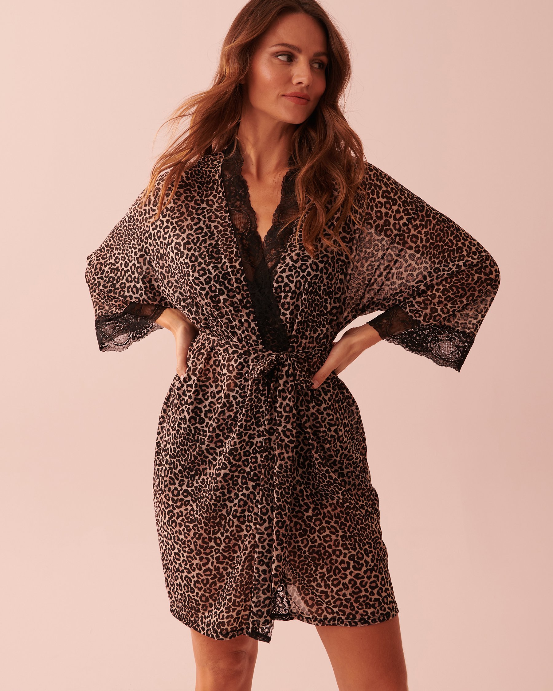 LA VIE EN ROSE Leopard Print Lace Trim Mesh Kimono Leopard 60600060 - View2