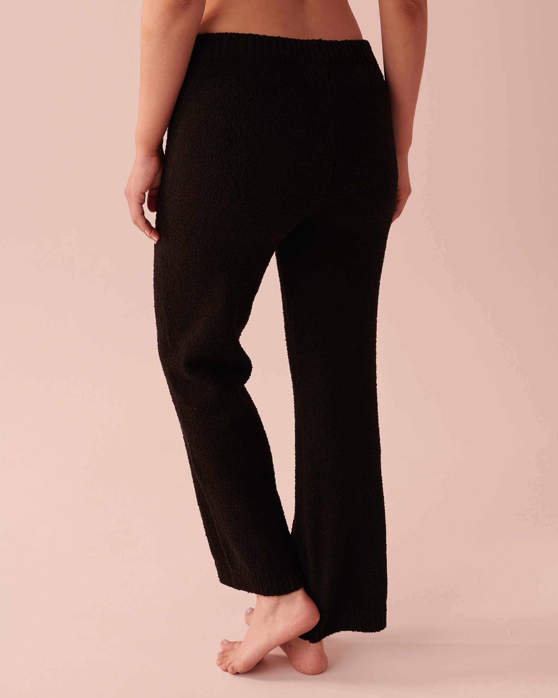LA VIE EN ROSE Pantalon en chenille Noir 50200058 - Voir2
