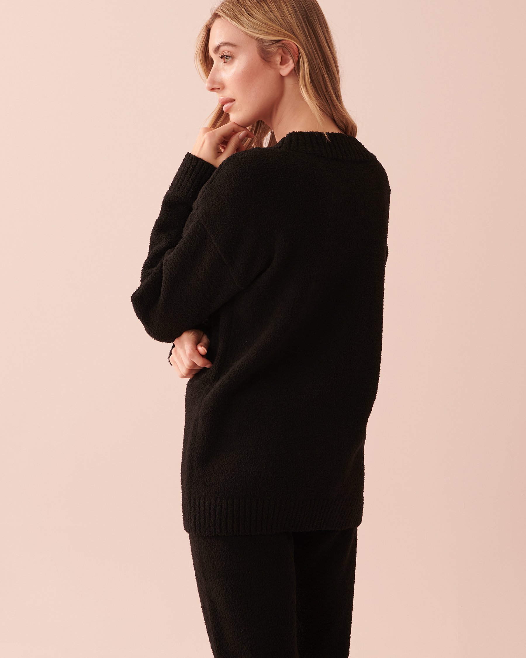 LA VIE EN ROSE Chenille Long Sleeve Shirt Black 50100070 - View2