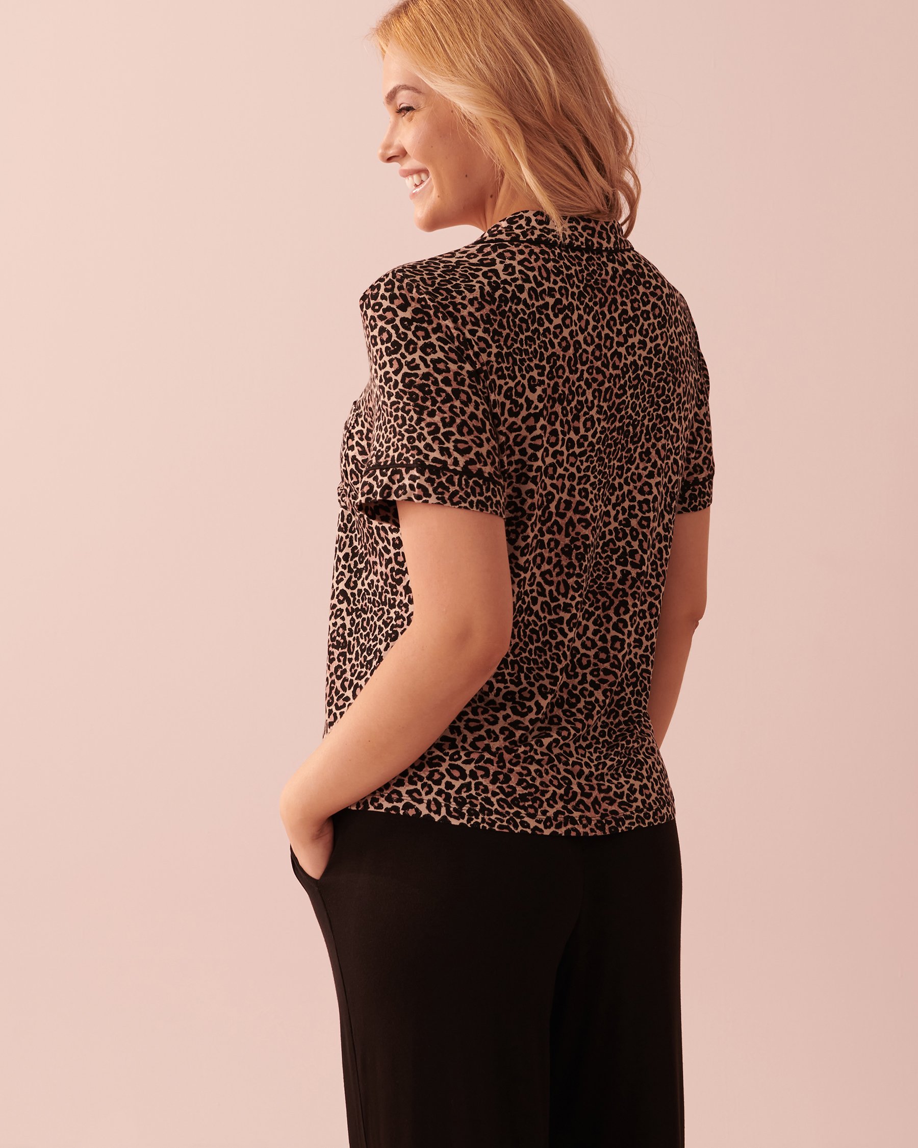LA VIE EN ROSE Soft Jersey Short Sleeve Shirt Leopard 40100490 - View2