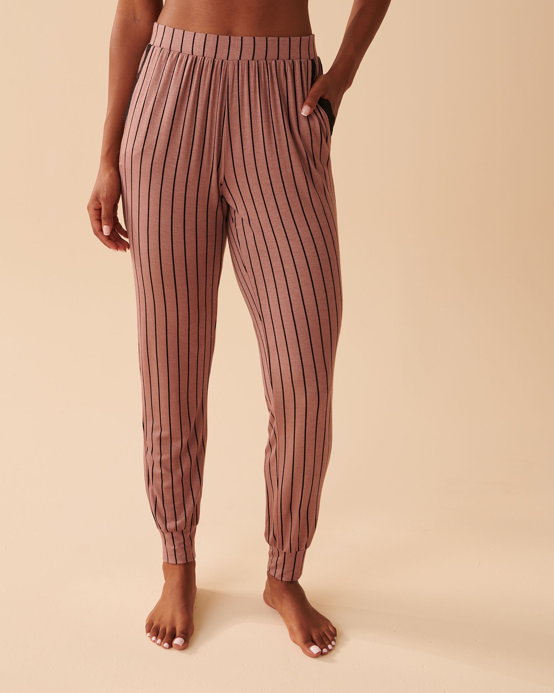 LA VIE EN ROSE Soft Jersey Jogger Pajama Pants Chic stripes 40200484 - View1