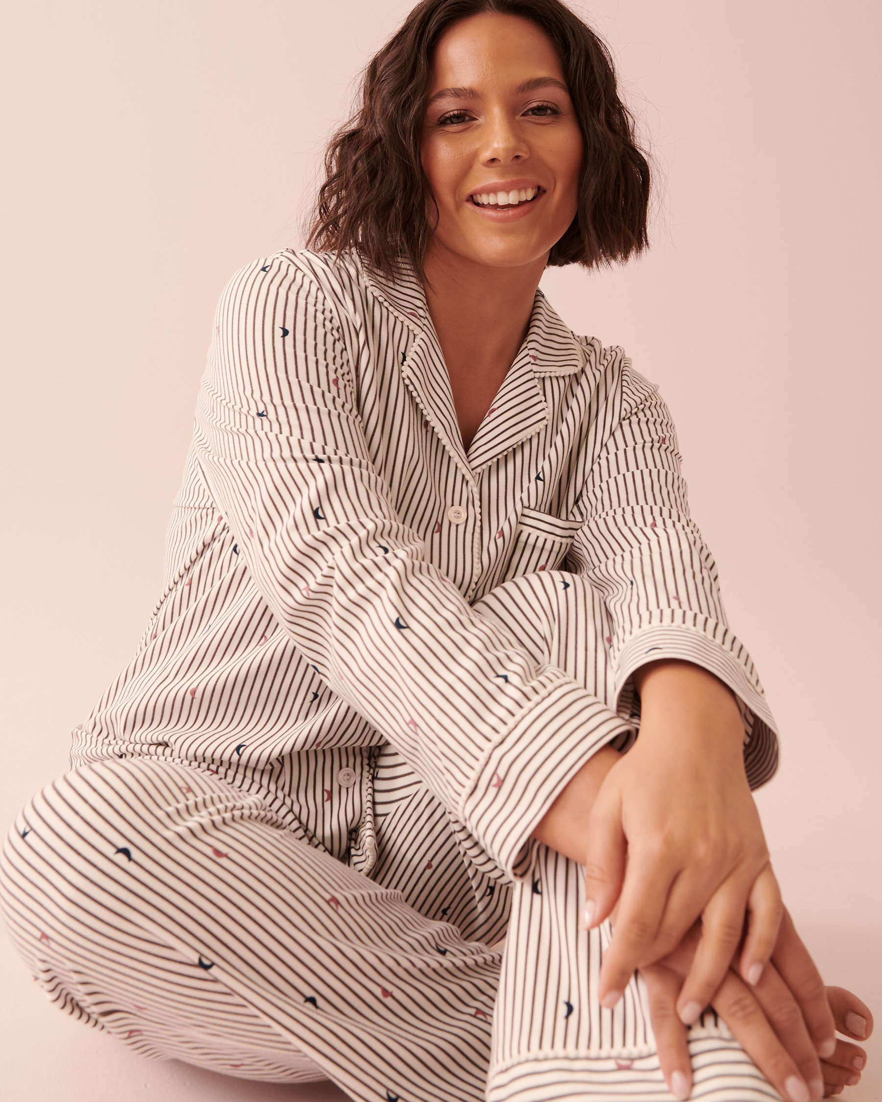 LA VIE EN ROSE Ensemble pyjama chemisier luxueux en flanelle Rayures et lune 40400053 - Voir1