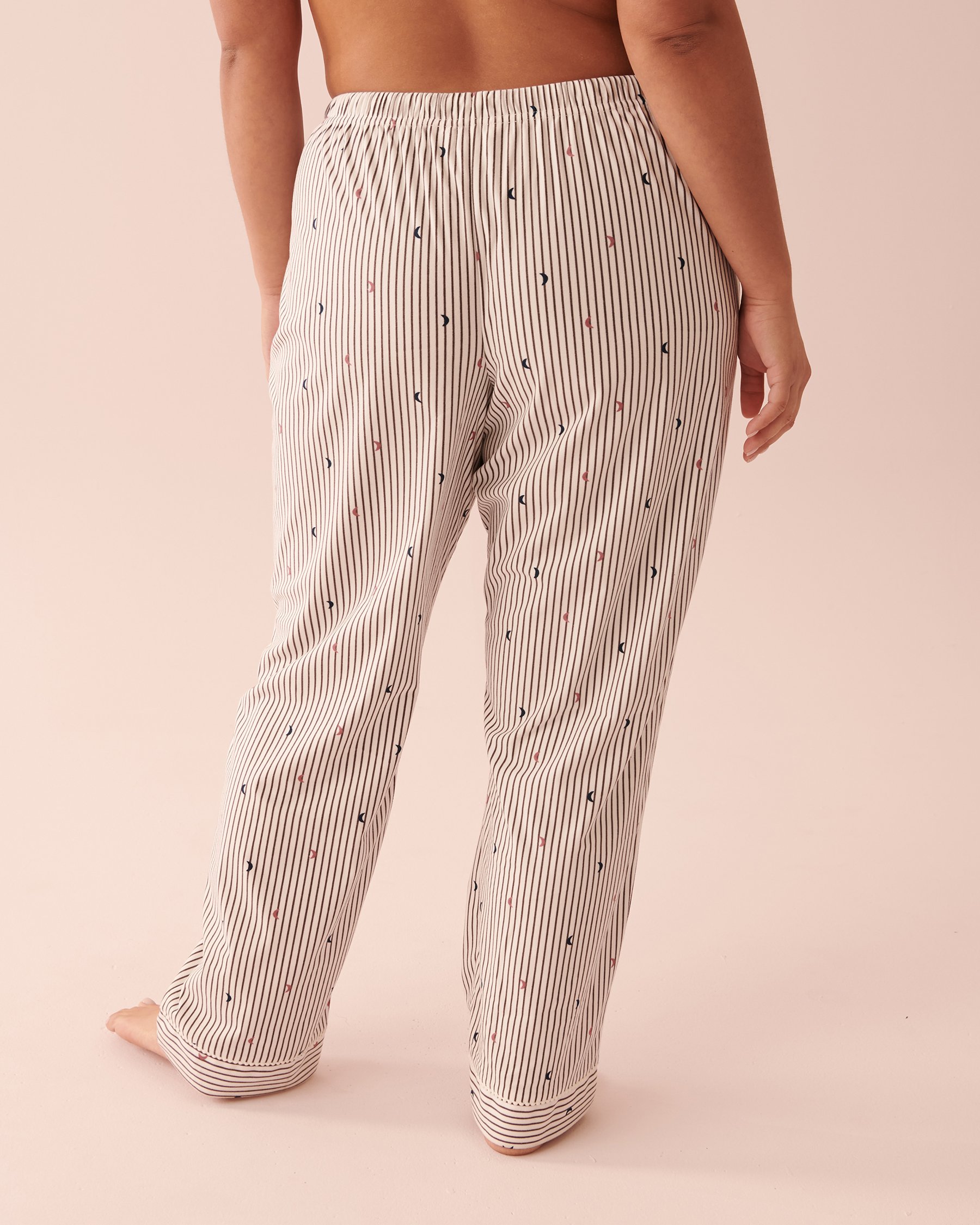 LA VIE EN ROSE Ensemble pyjama chemisier luxueux en flanelle Rayures et lune 40400053 - Voir5