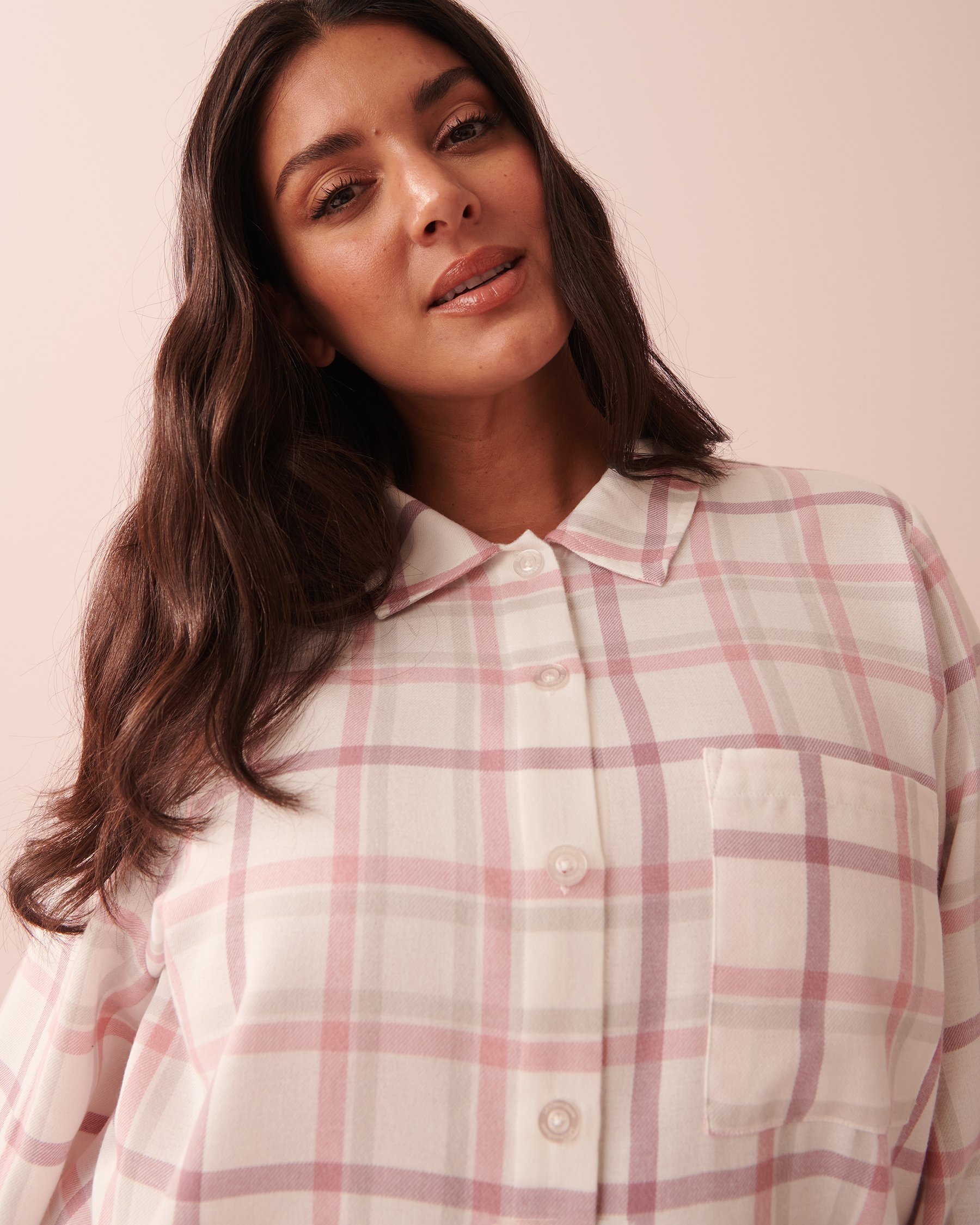 LA VIE EN ROSE Plaid Long Sleeve Button-down Shirt Blush rose plaid 40100485 - View4