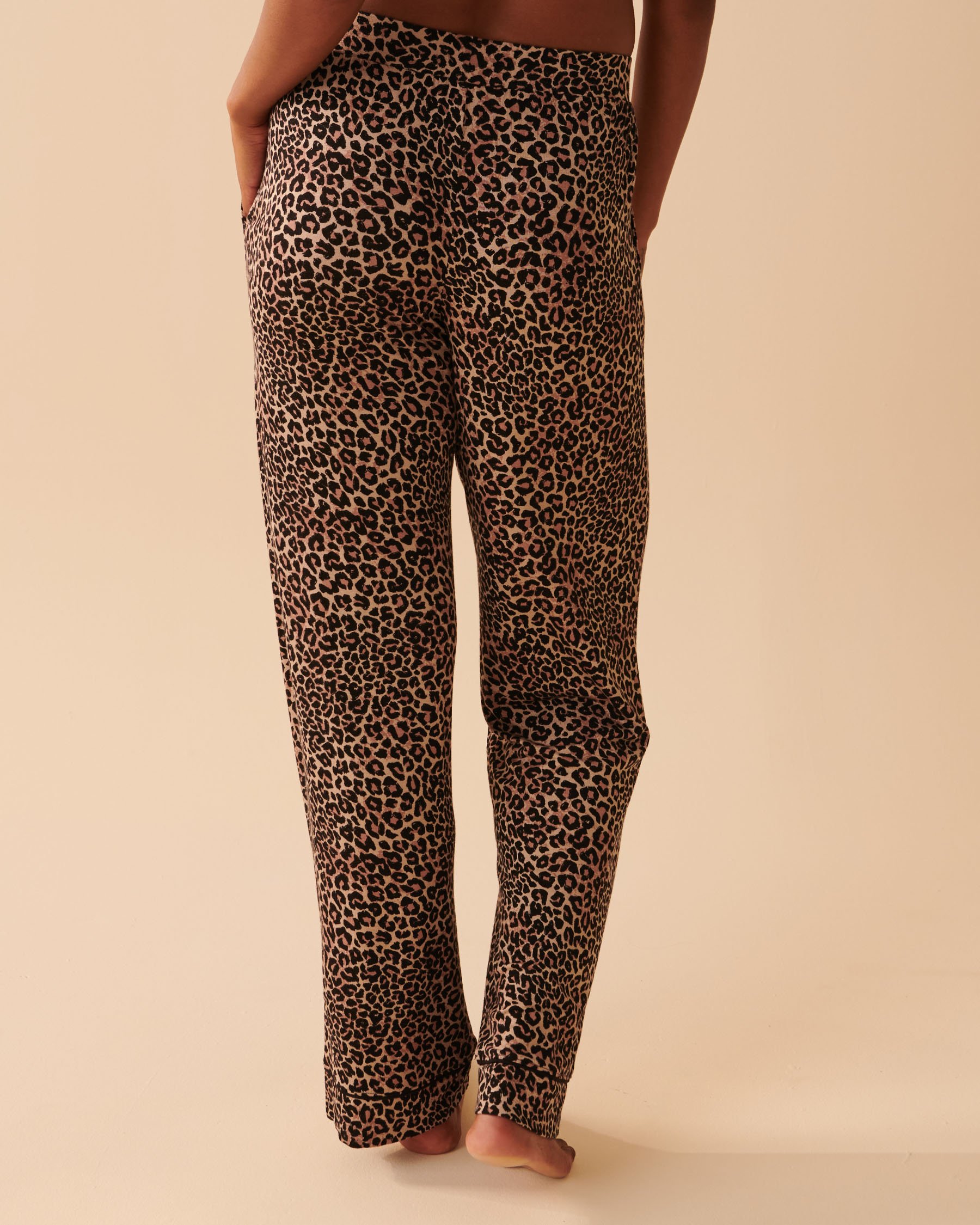 LA VIE EN ROSE Soft Jersey Pajama Pants Leopard 40200483 - View2