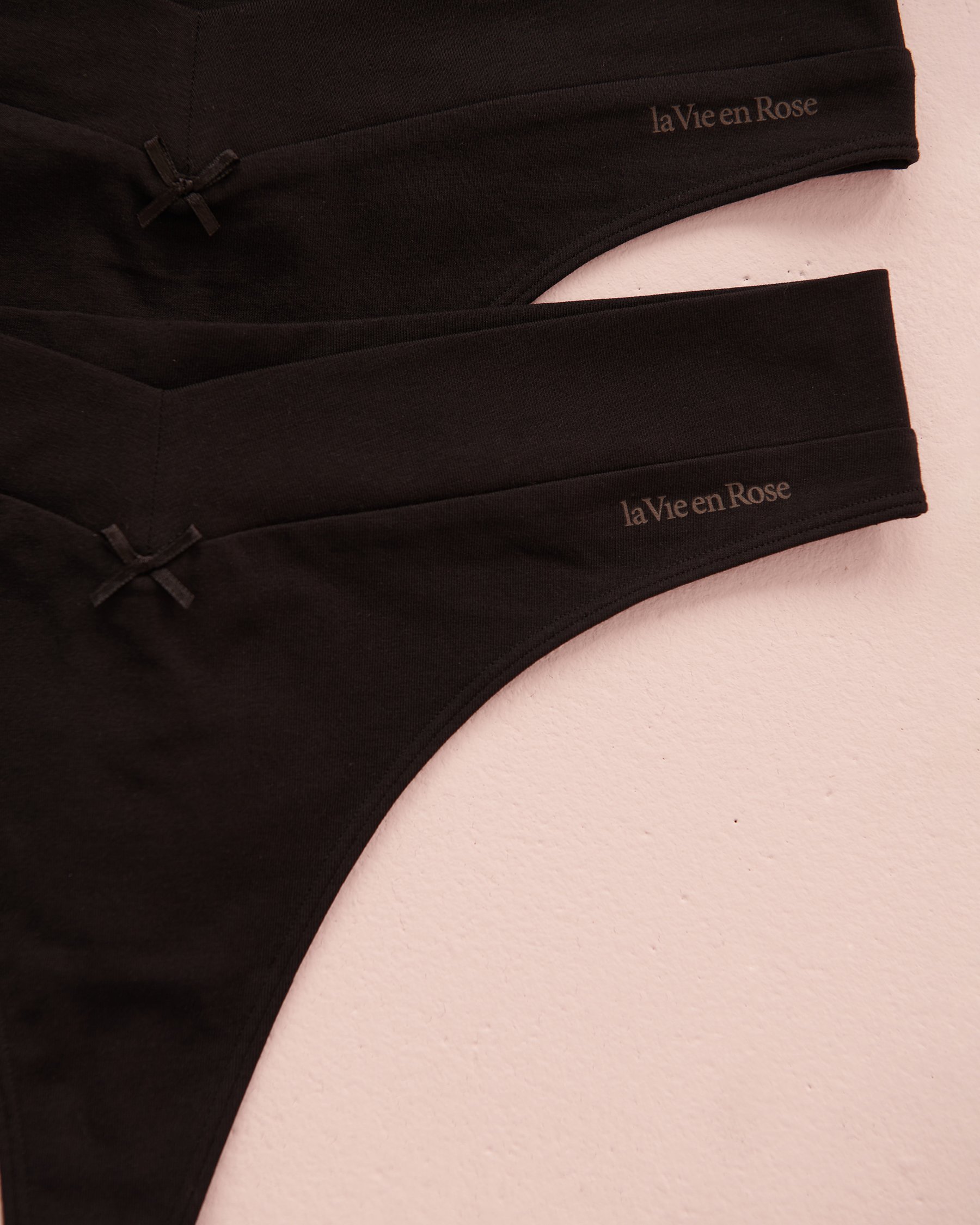 LA VIE EN ROSE 6-Pack Cotton Thong Panty Black 20100366 - View4