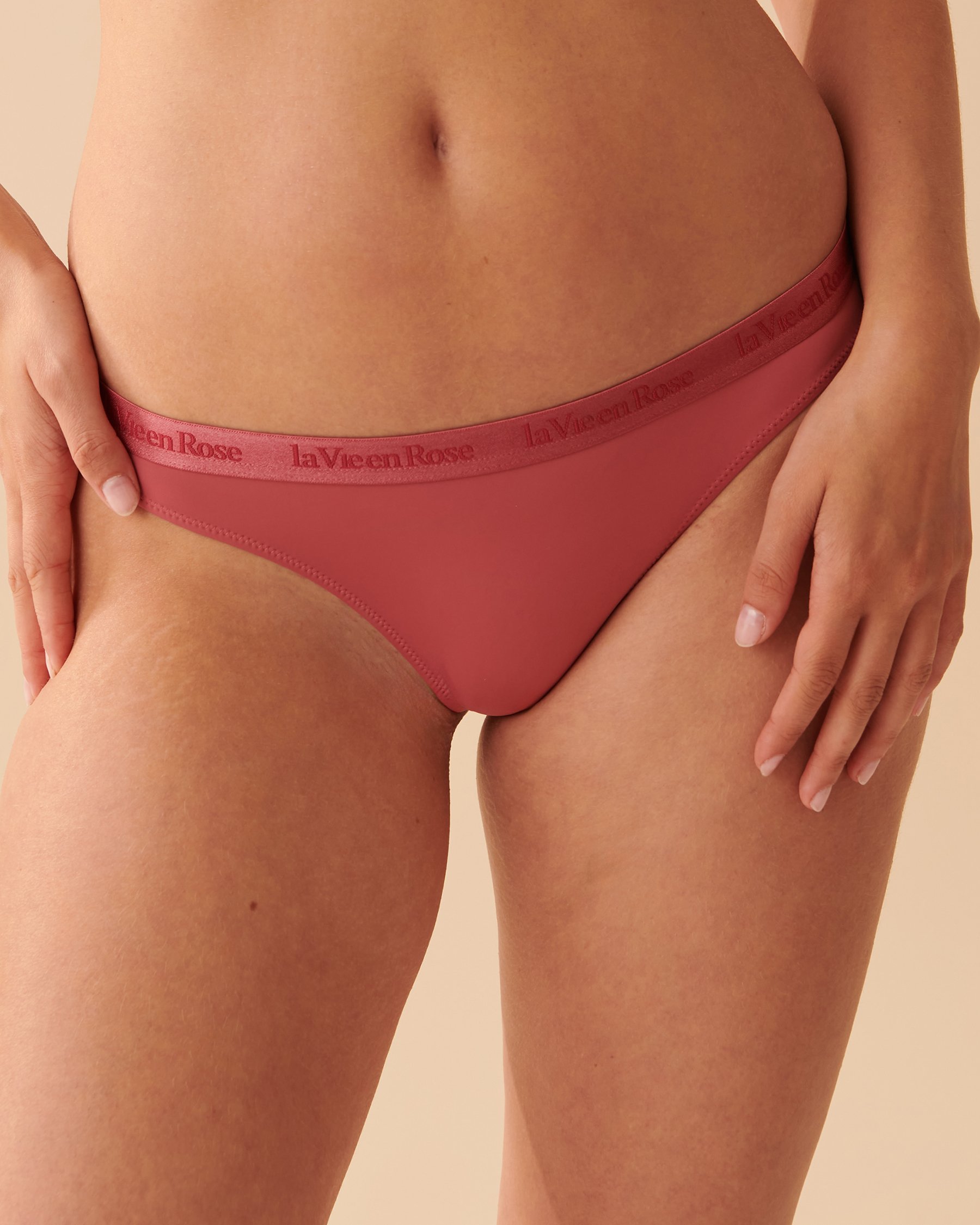 LA VIE EN ROSE Microfiber and Logo Elastic Band Thong Panty Rosé wine 20300243 - View1