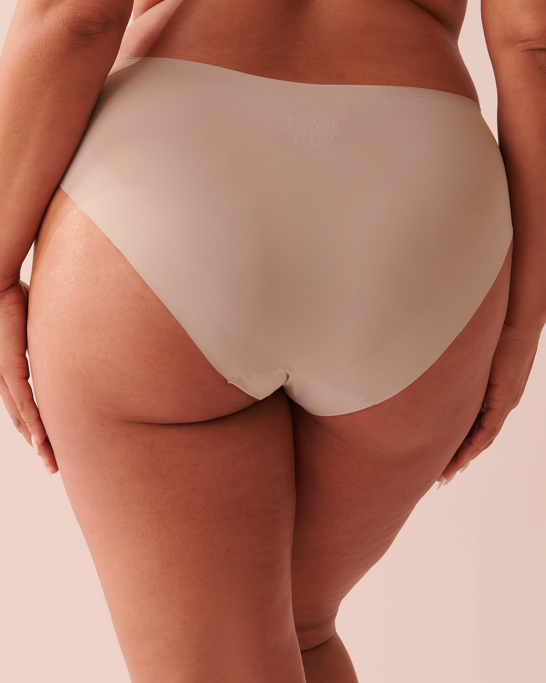 LA VIE EN ROSE Microfiber and Lace Sleek Back Bikini Panty Ashen rose 20300254 - View2