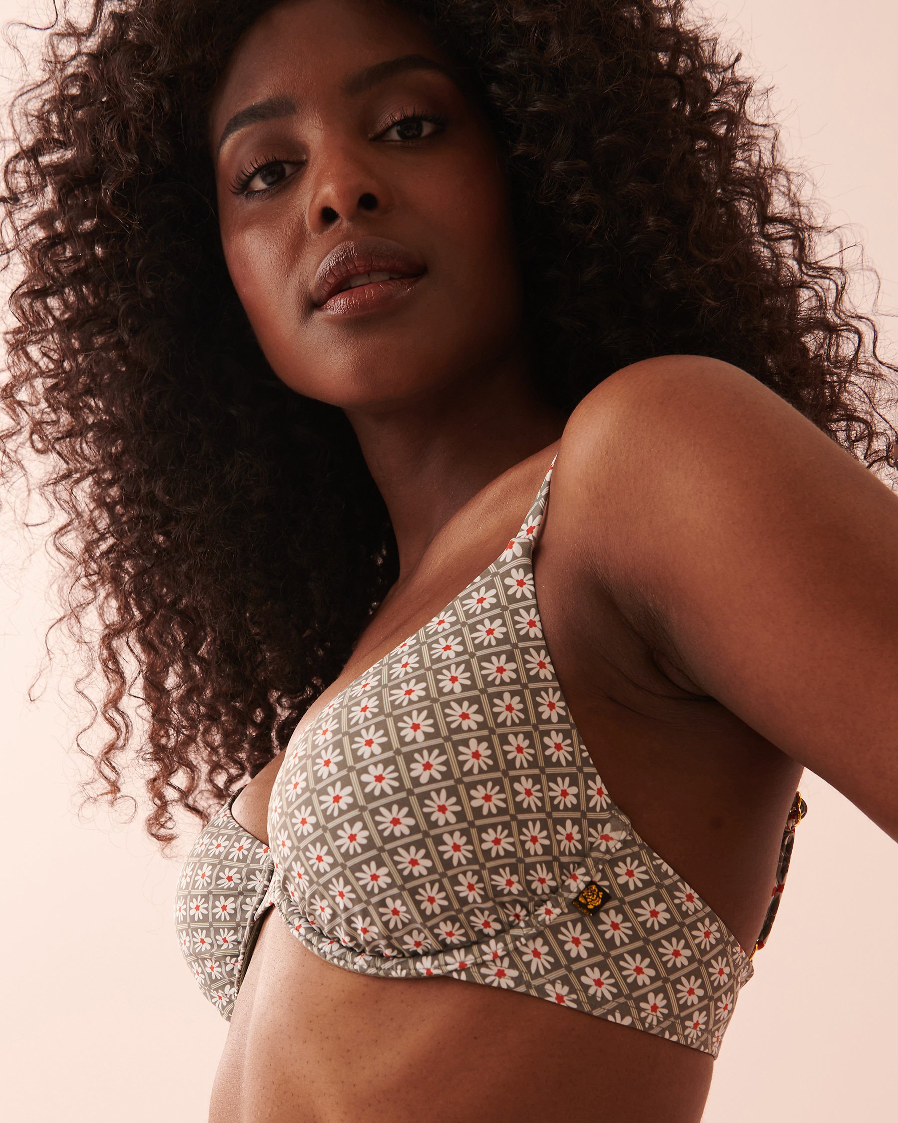 LA VIE EN ROSE AQUA LOS CABOS Triangle Bikini Top Summer daisies 70100524 - View4