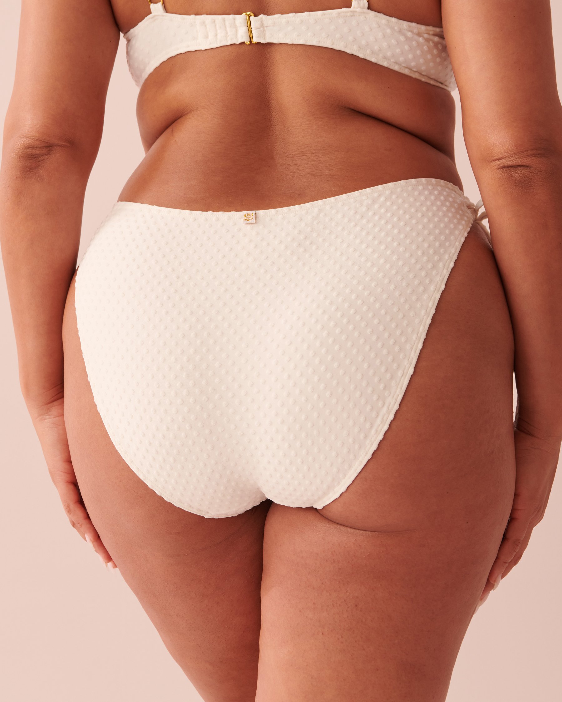 LA VIE EN ROSE AQUA TEXTURED Side Tie Bikini Bottom Creamy white dots 70300491 - View6