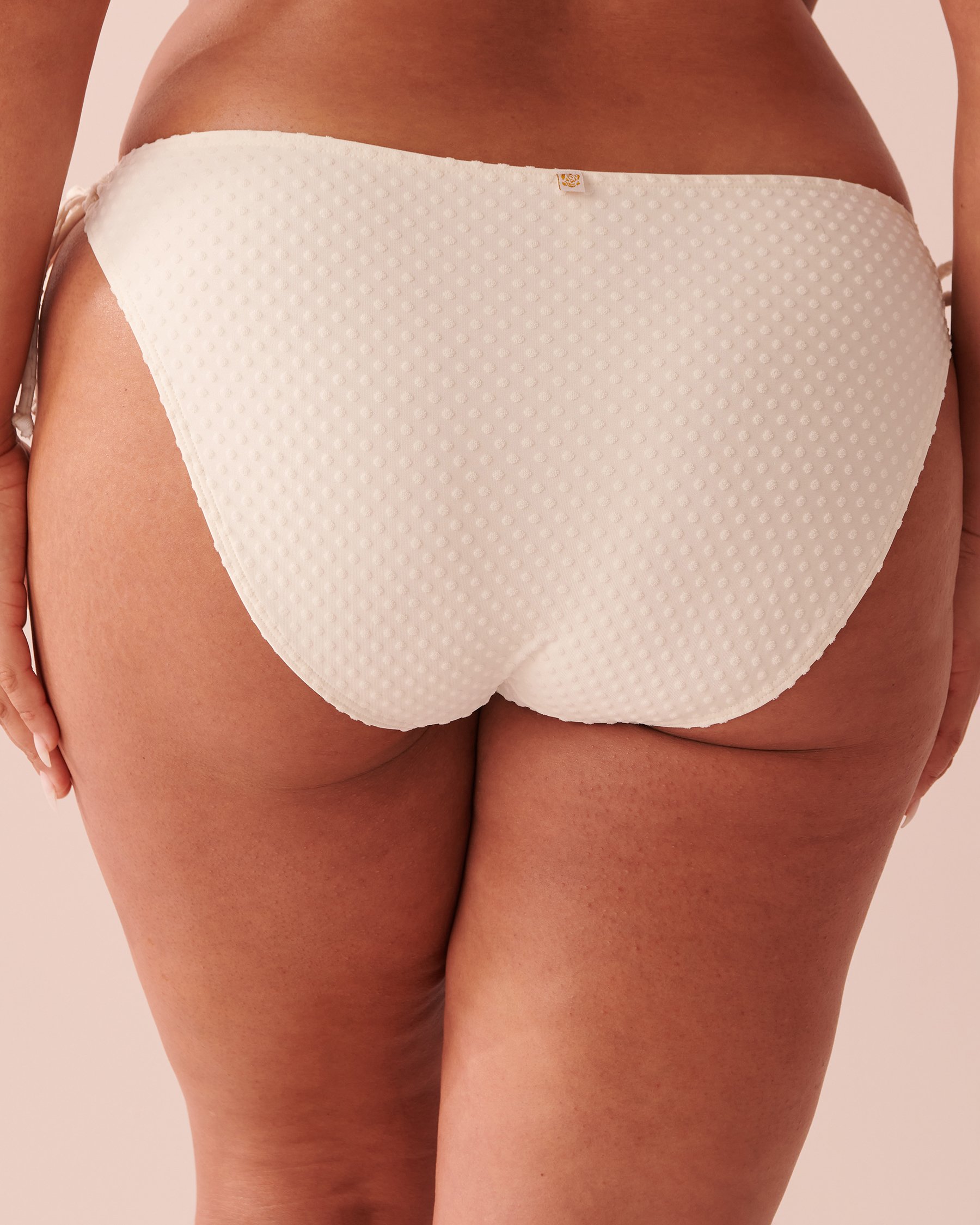 LA VIE EN ROSE AQUA TEXTURED Side Tie Bikini Bottom Creamy white dots 70300491 - View7