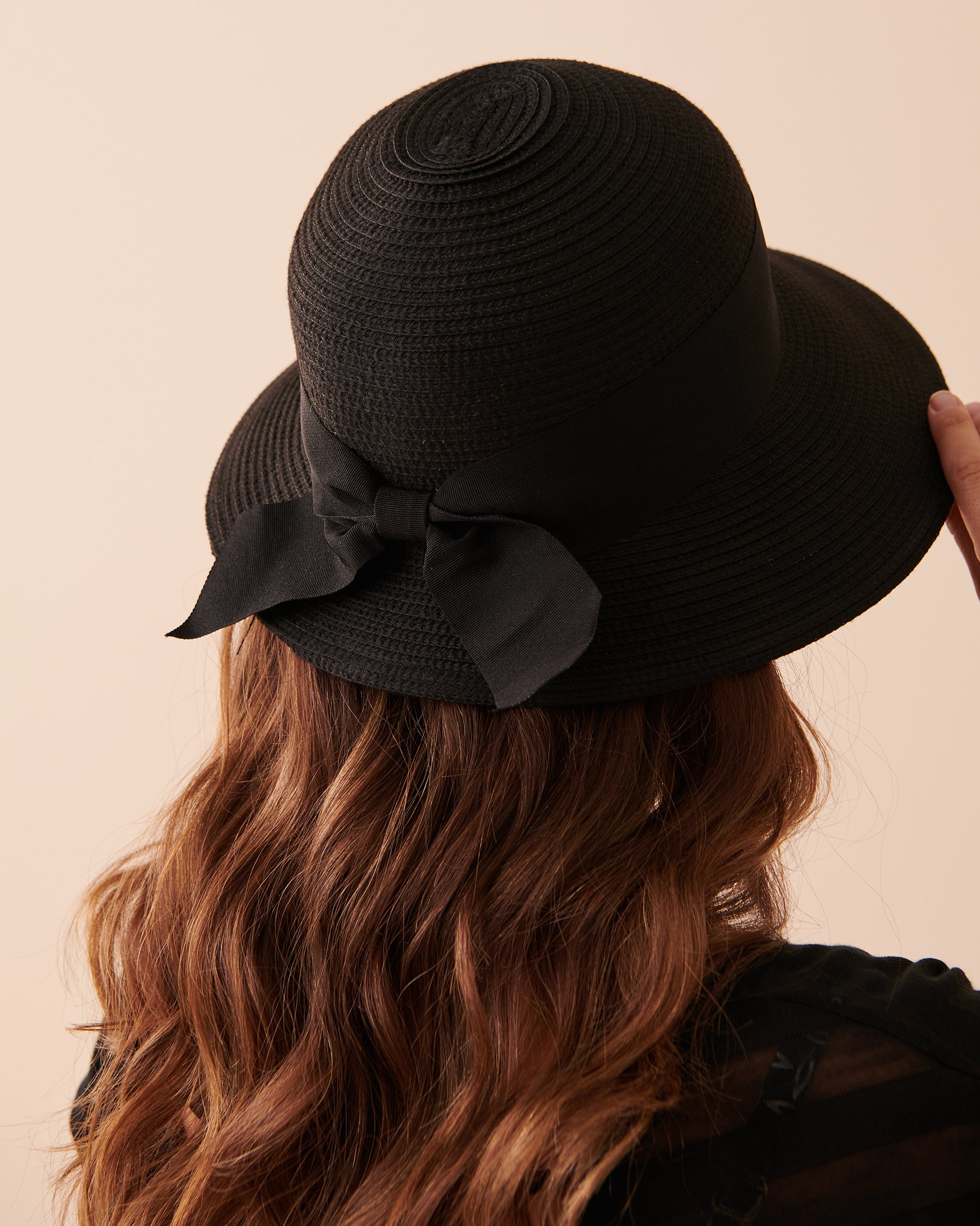 LA VIE EN ROSE AQUA Vintage Cloche Hat with Scarf Black 80500088 - View2