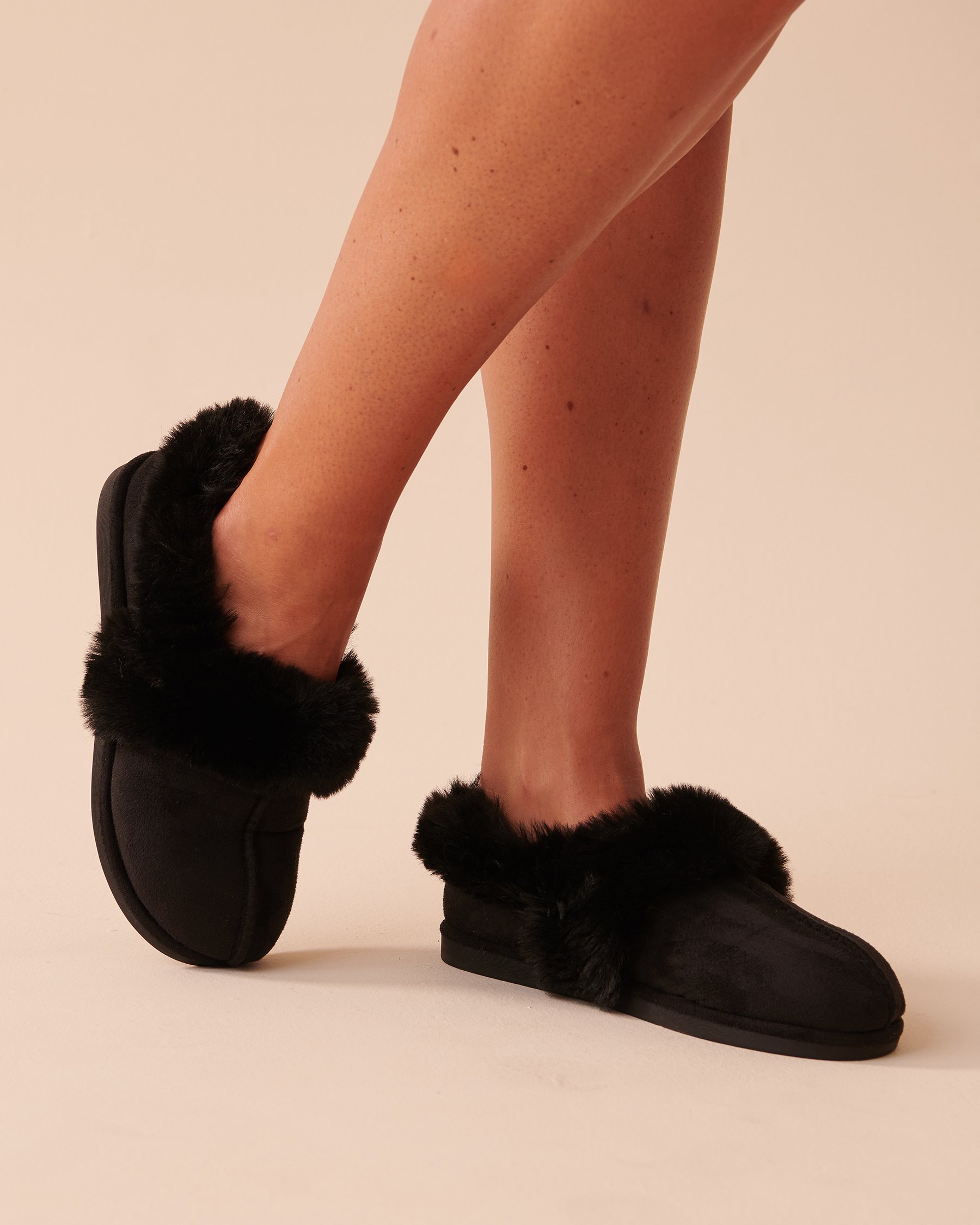 LA VIE EN ROSE Pantoufles bottines en faux suede Nuit étoilée 40700294 - Voir1