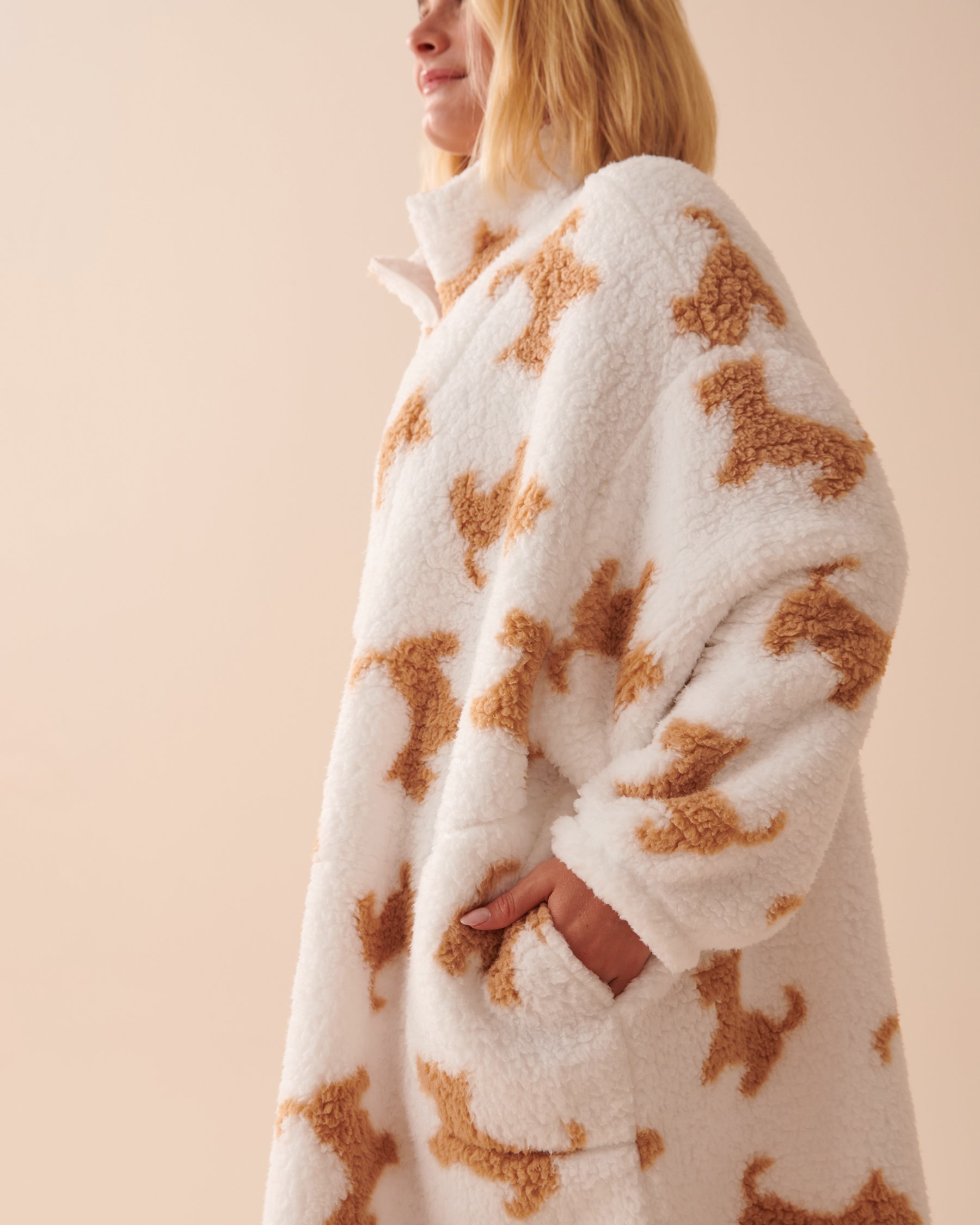 LA VIE EN ROSE Scottie Print Zip-Up Oversized Sherpa Sweatshirt Scottie 40700302 - View5