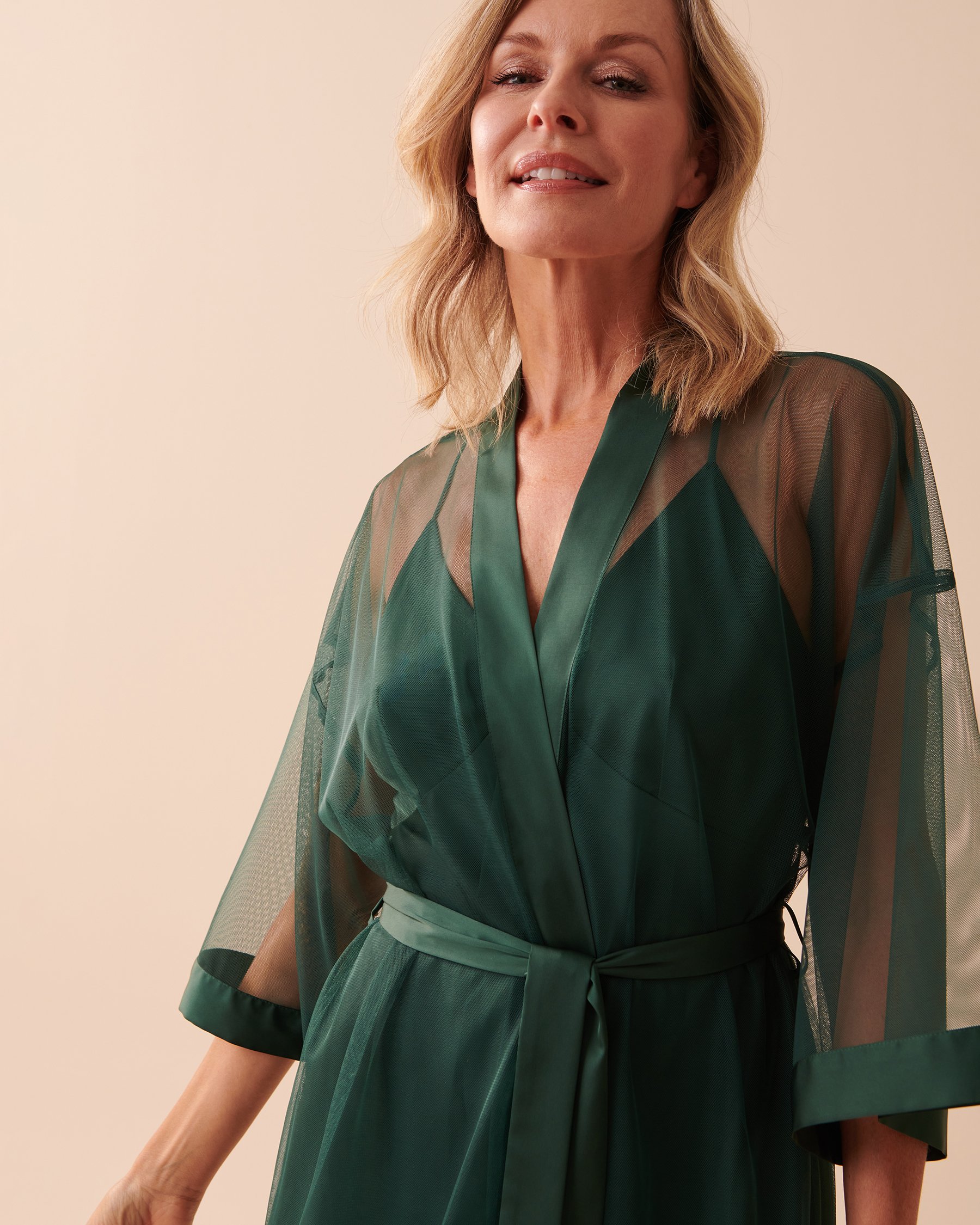 LA VIE EN ROSE Long Sheer Mesh Floral Kimono Pine Green 60600062 - View3