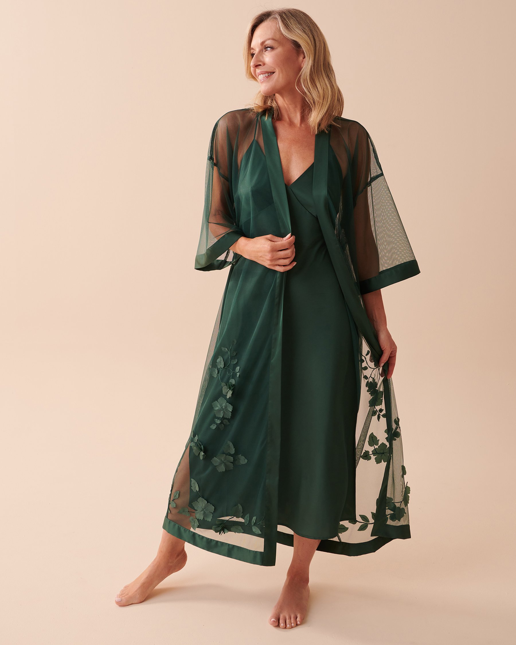 LA VIE EN ROSE Long Sheer Mesh Floral Kimono Pine Green 60600062 - View6