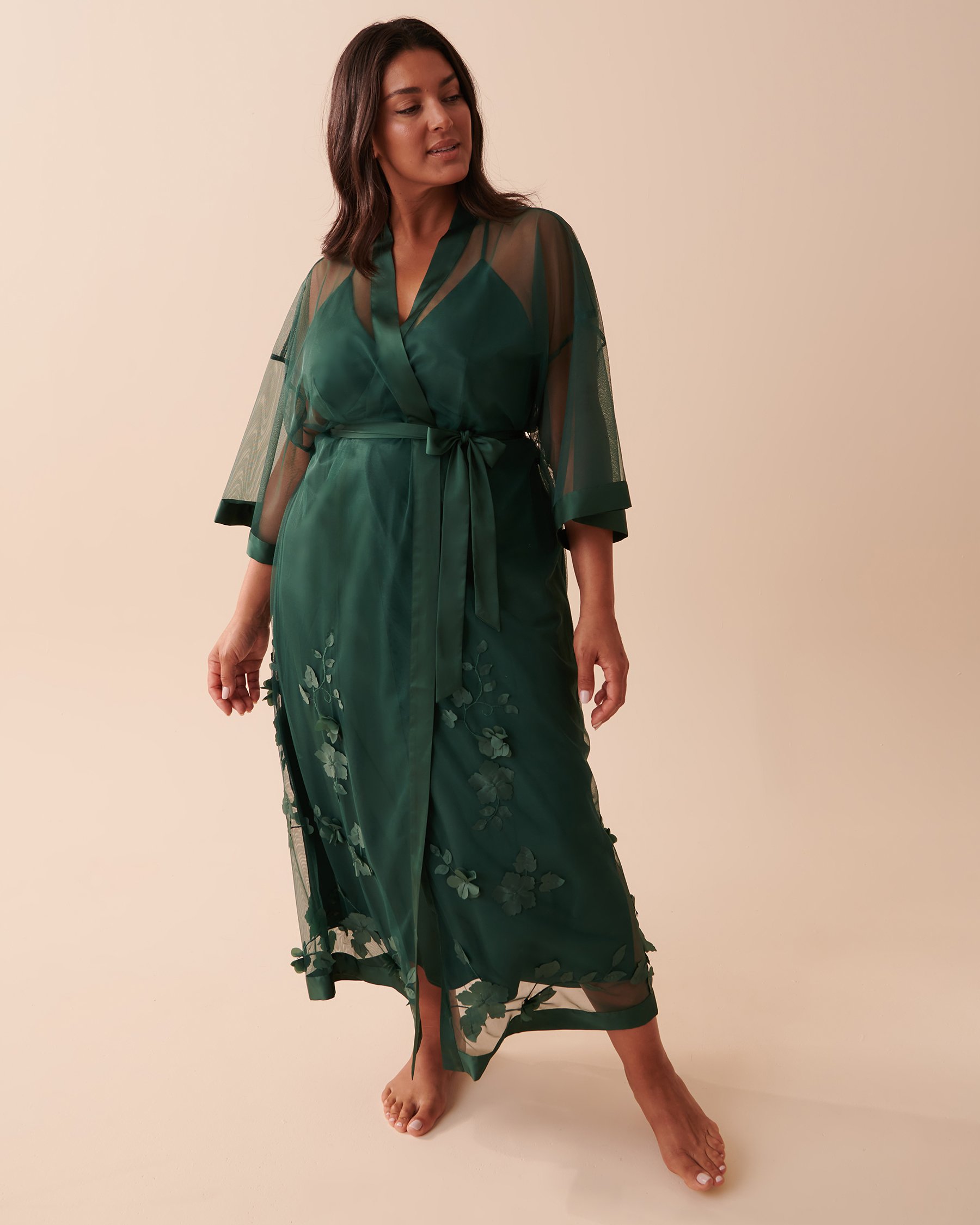 LA VIE EN ROSE Long Sheer Mesh Floral Kimono Pine Green 60600062 - View7
